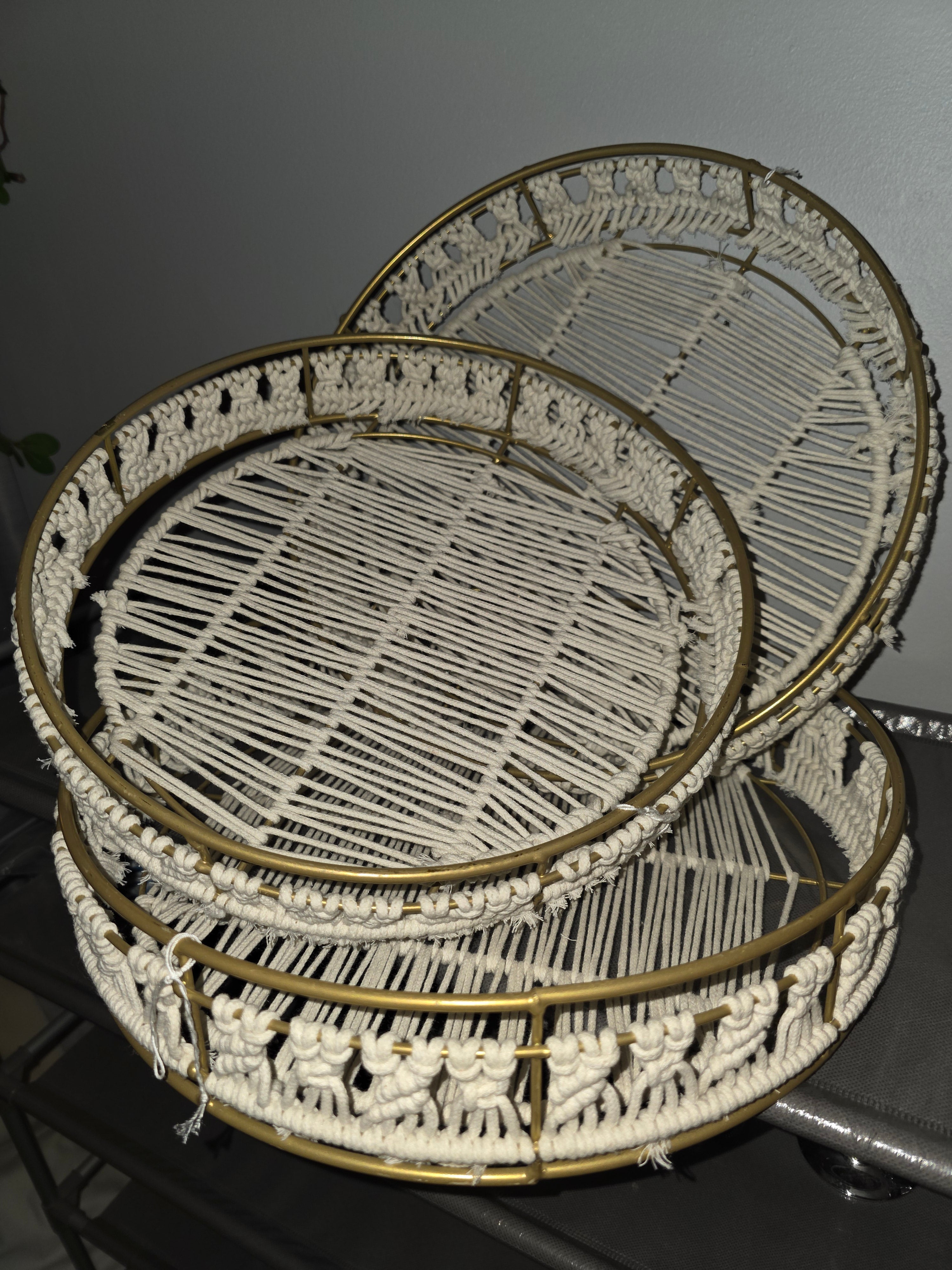 3p. Basket set vintage find
