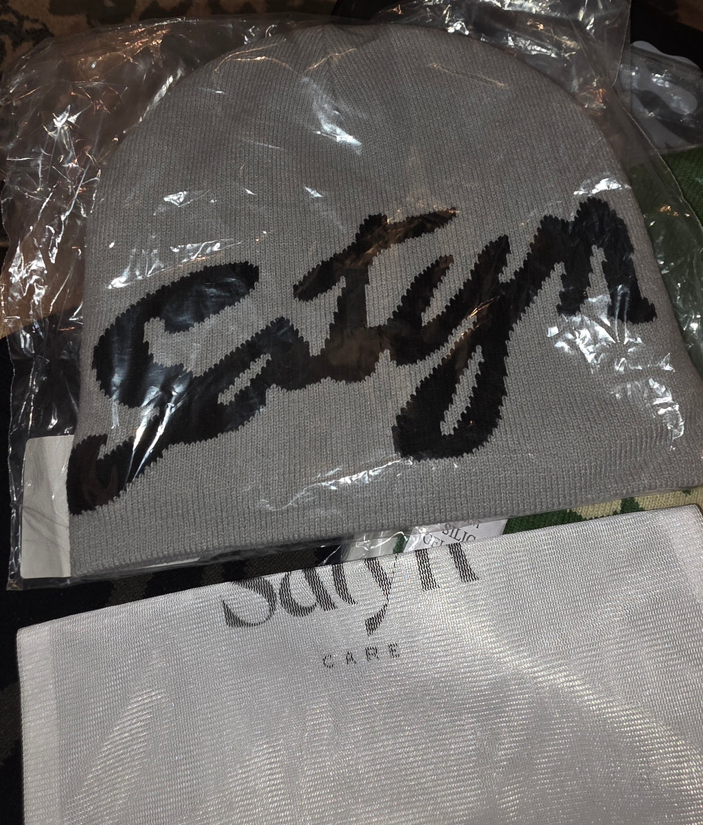 Satyn Beanies