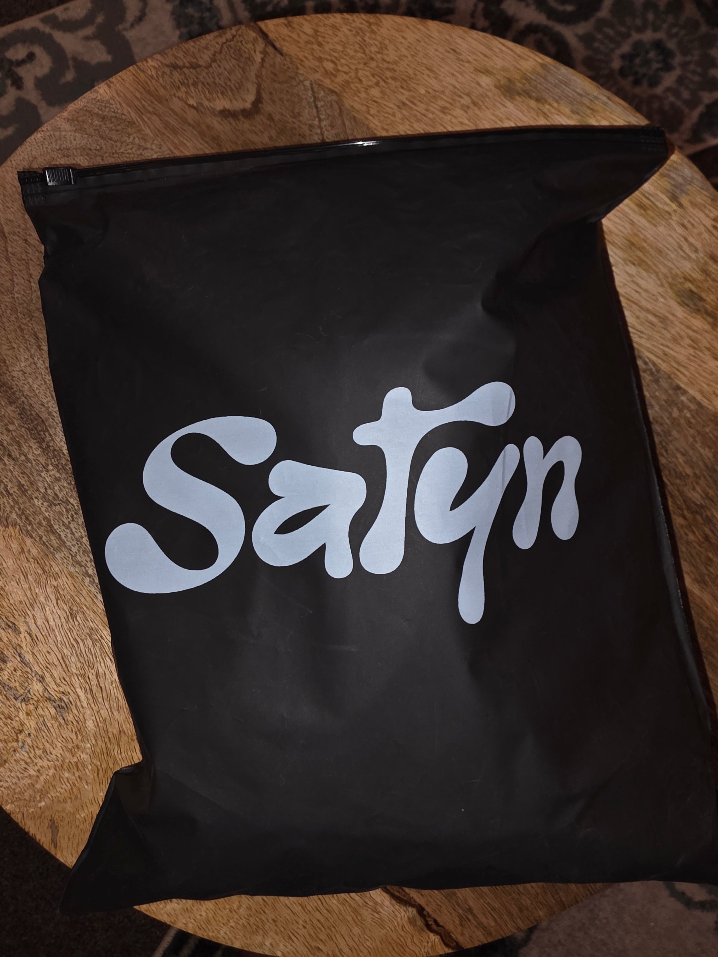 Satyn Beanies