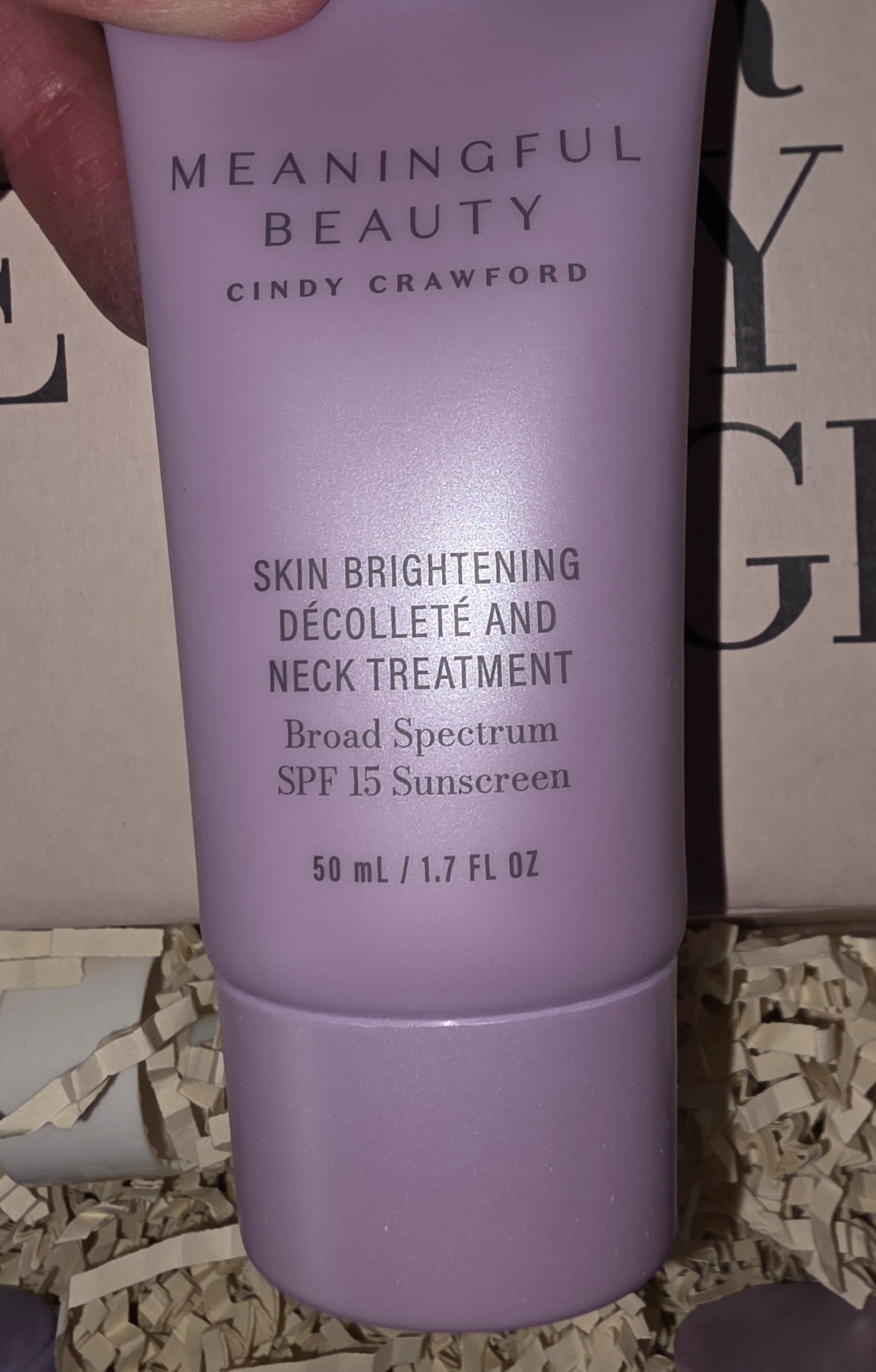 Meaningful Beauty 8 pièce de luxe skin care set full size products ! By Cyndie Crawford