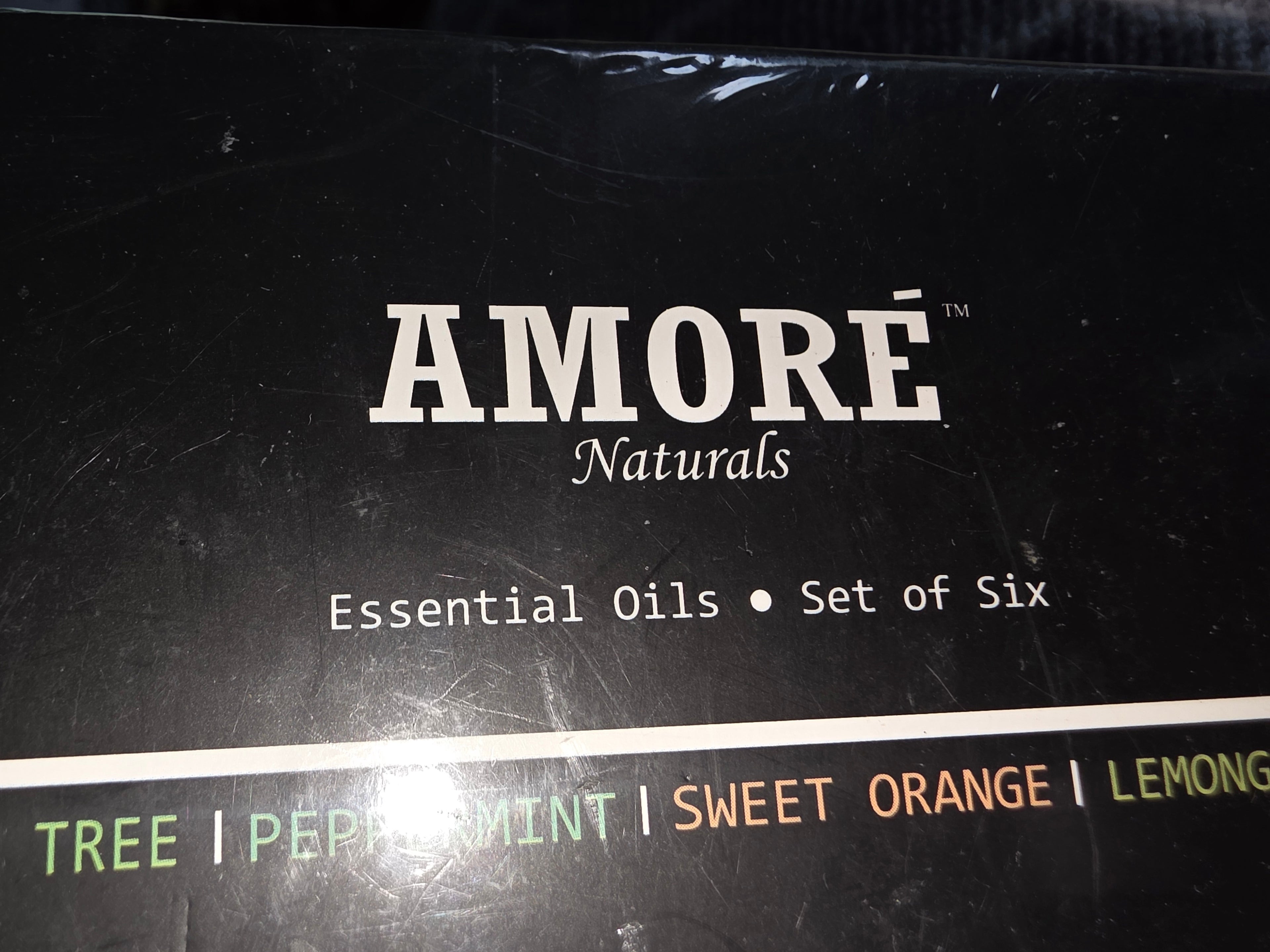 AMORE Essential oils set of six