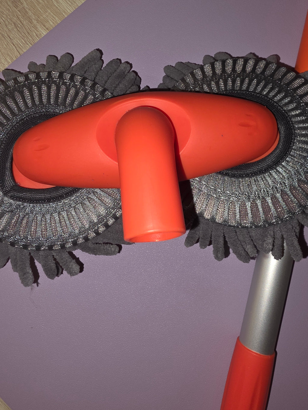 Duster / mop ajustable handle