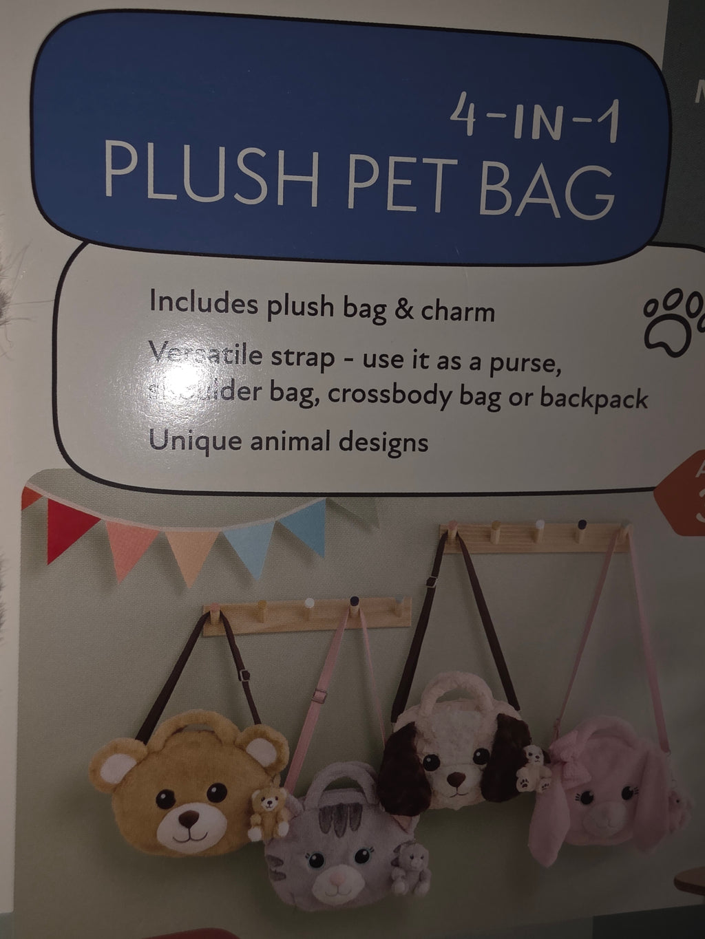 Doggy Bag with strap and handels and a plushie