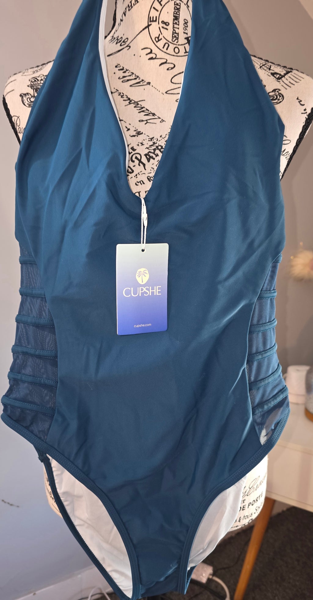 Cupshe swimsuit size meduim