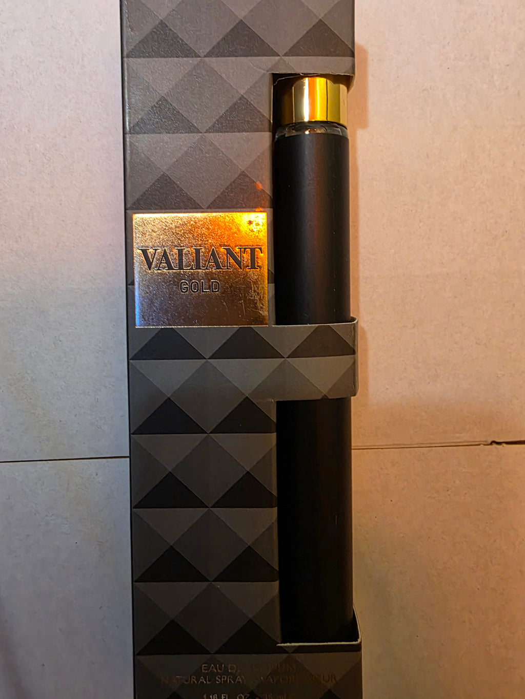 Valiant Gold mens parfum 1.18fl oz