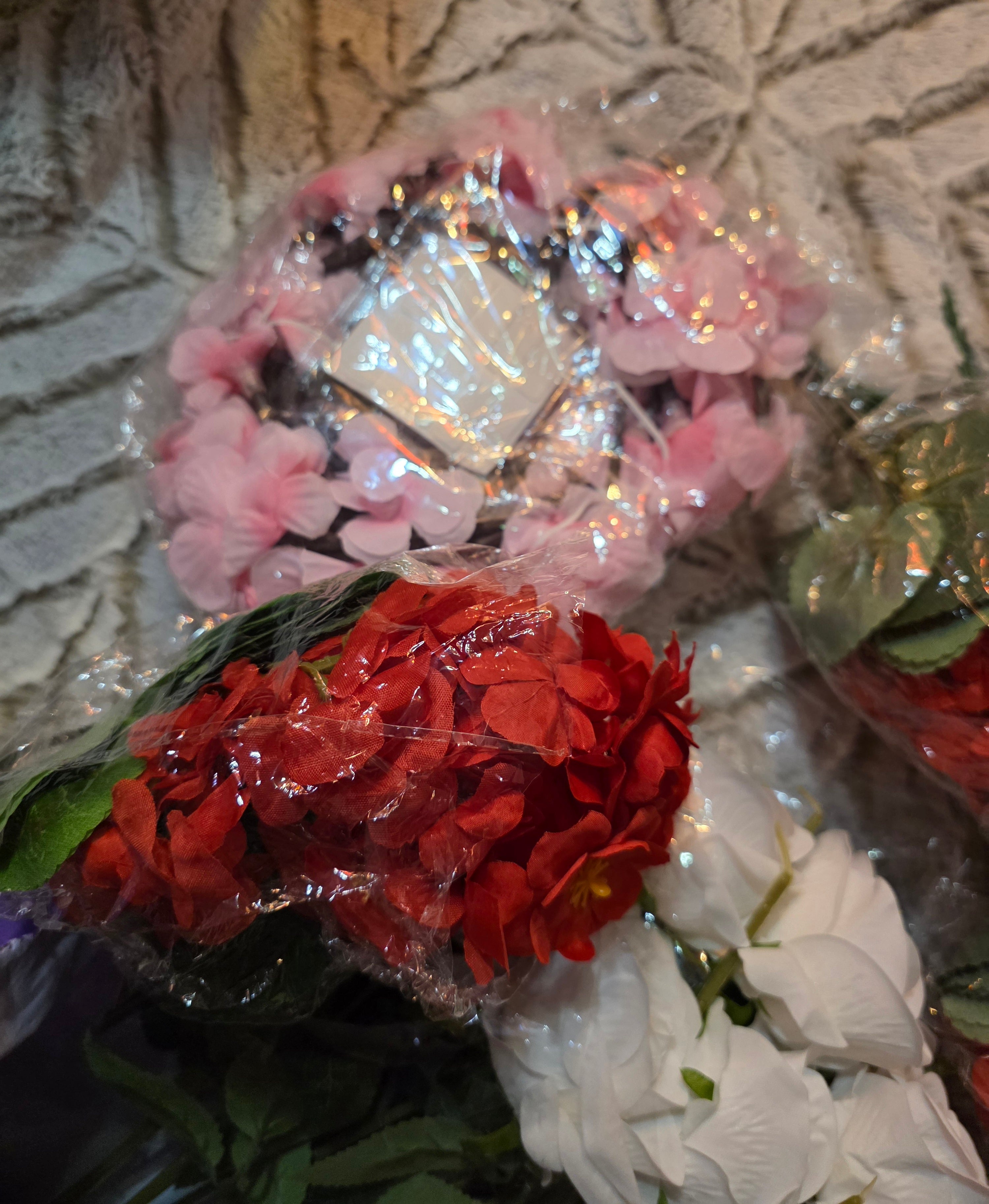Artificial flower bundle