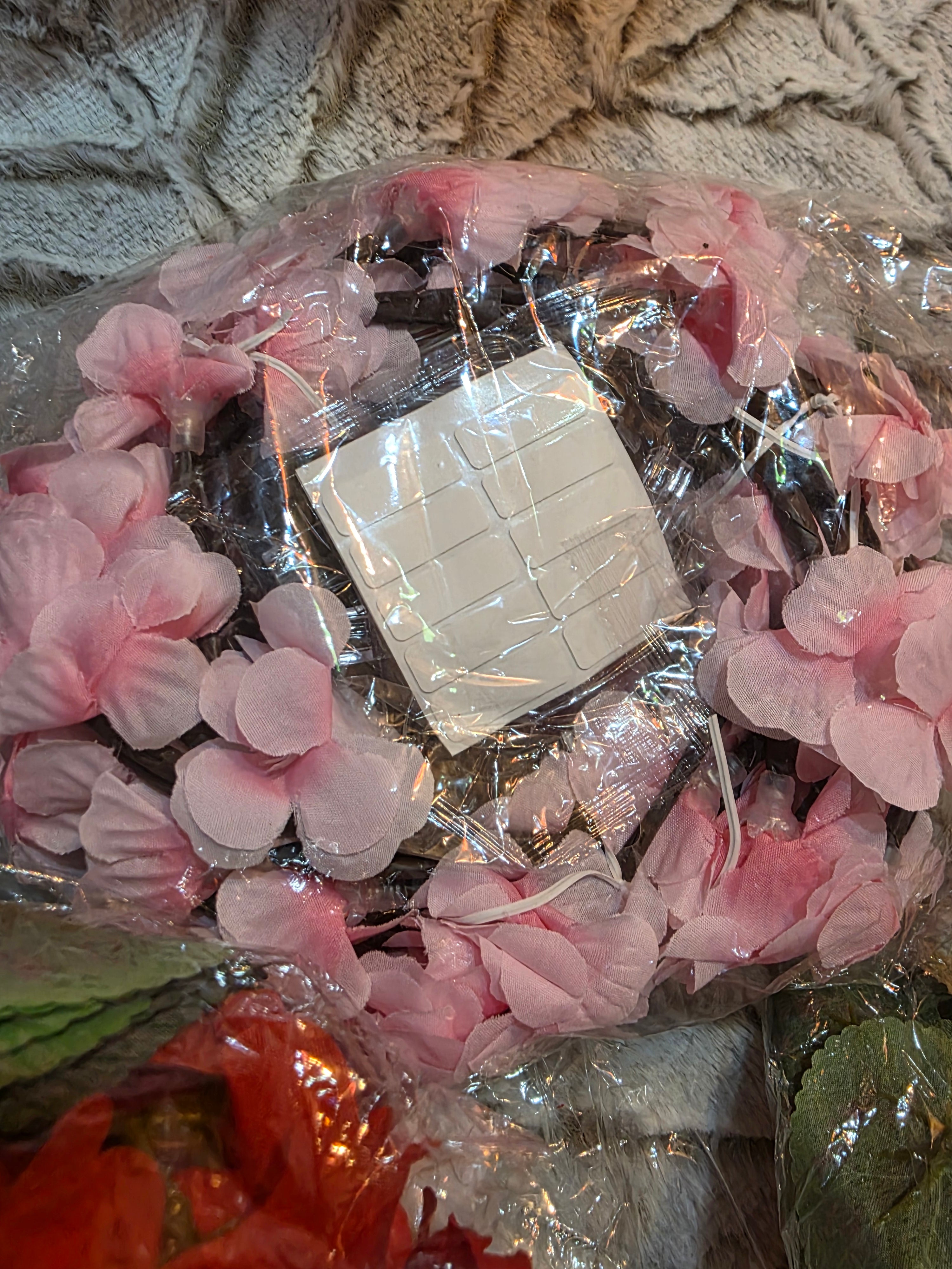 Artificial flower bundle