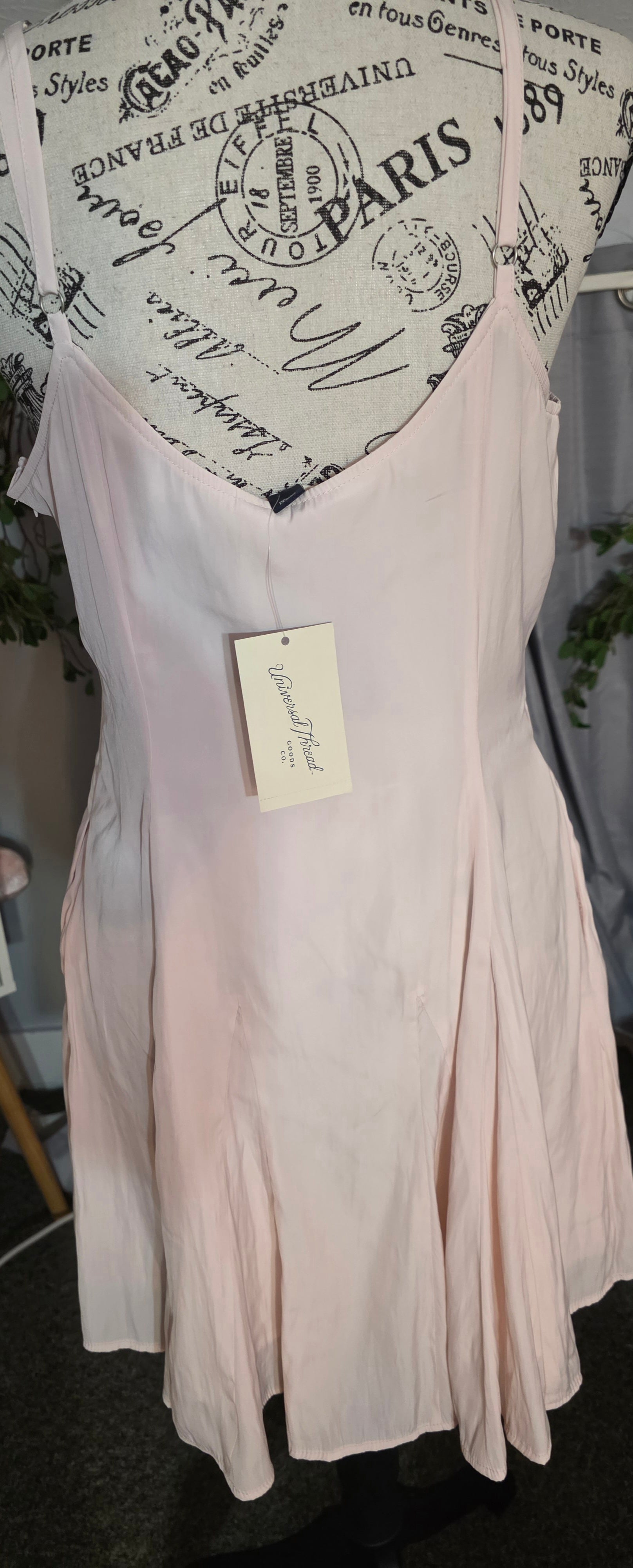 Universal thread co very light pink dress in size small