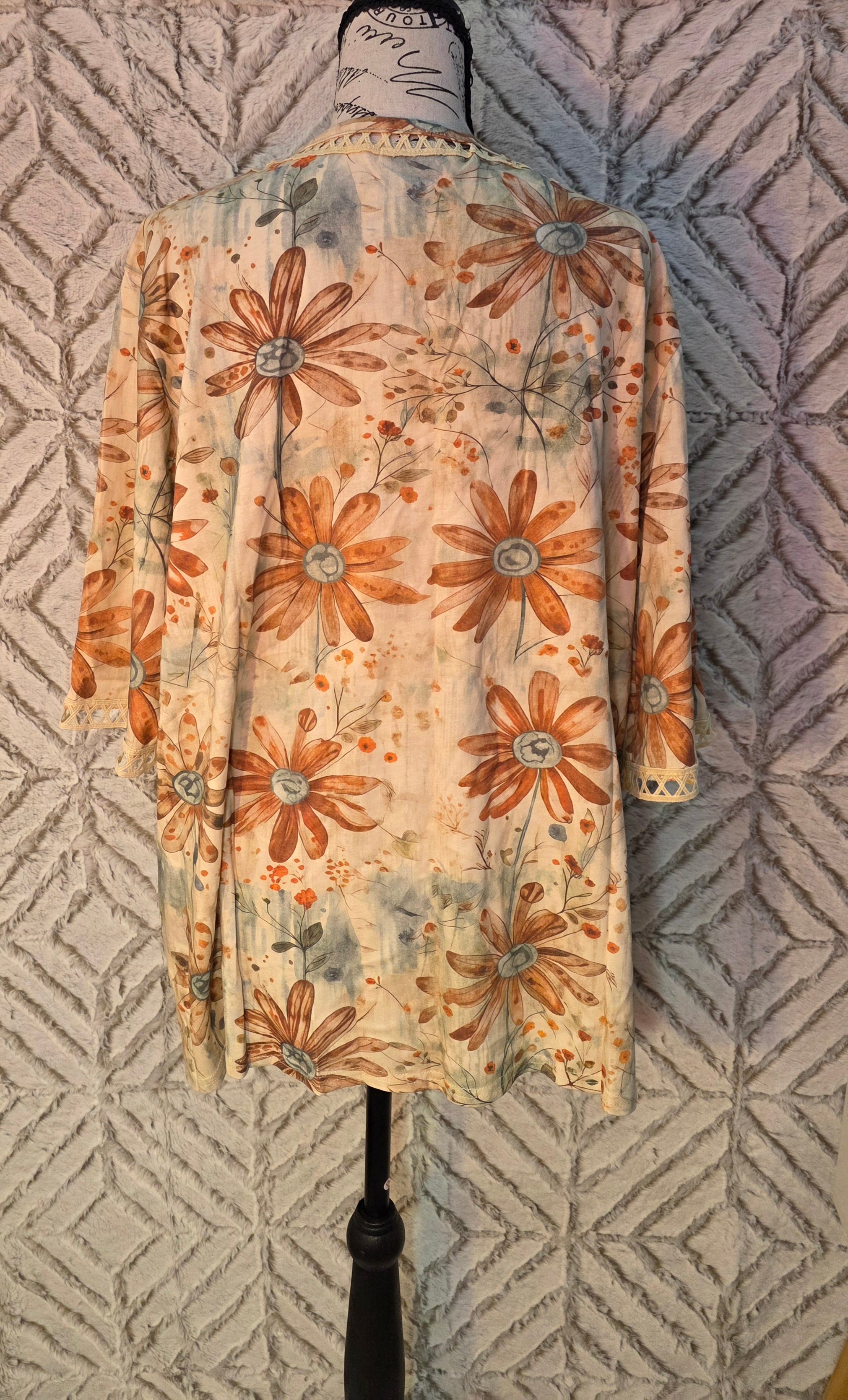 Womans 2xl flower print Cotton top