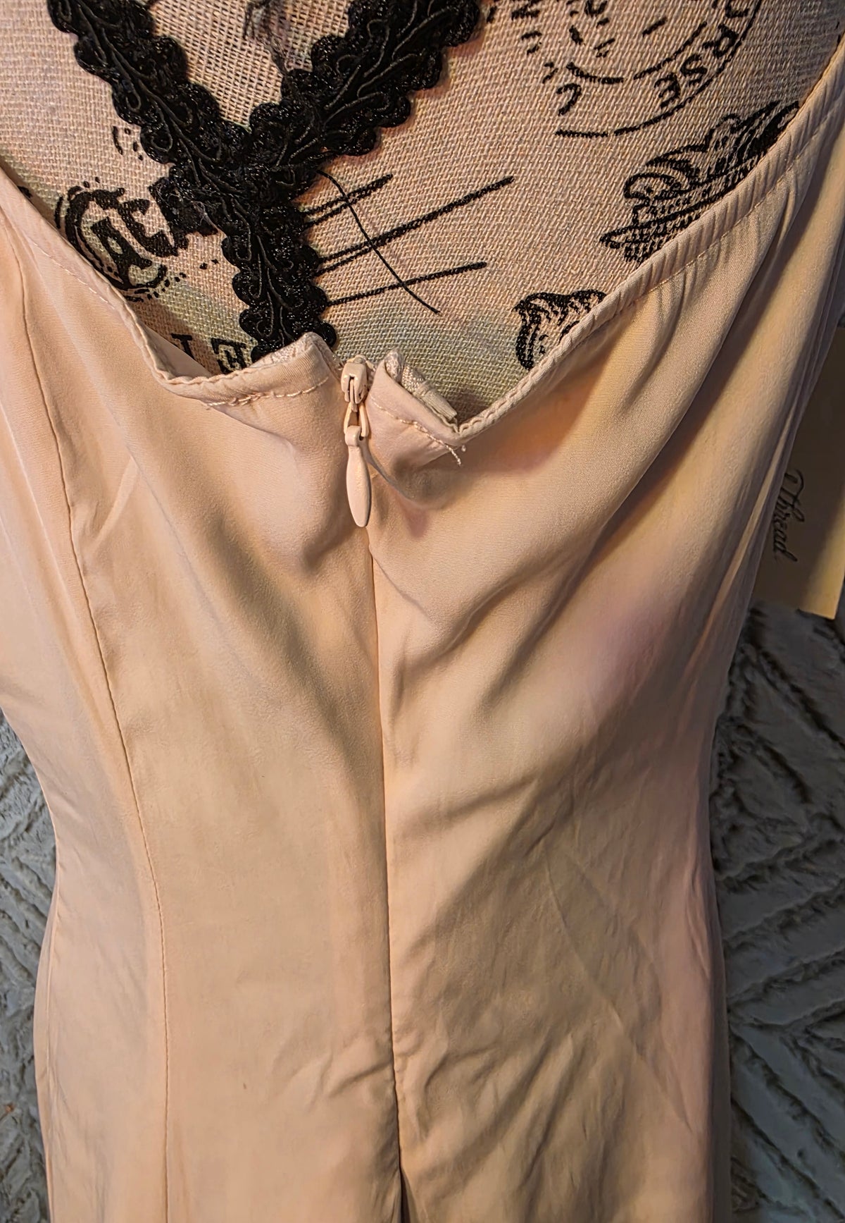 Universal thread co very light pink dress in size small