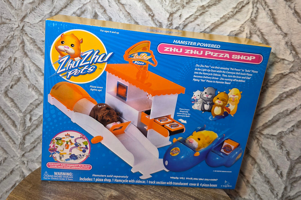 Zhu zhu pizza shop toy