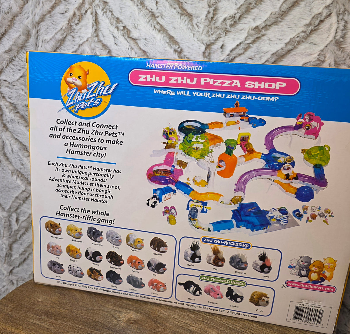 Zhu zhu pizza shop toy