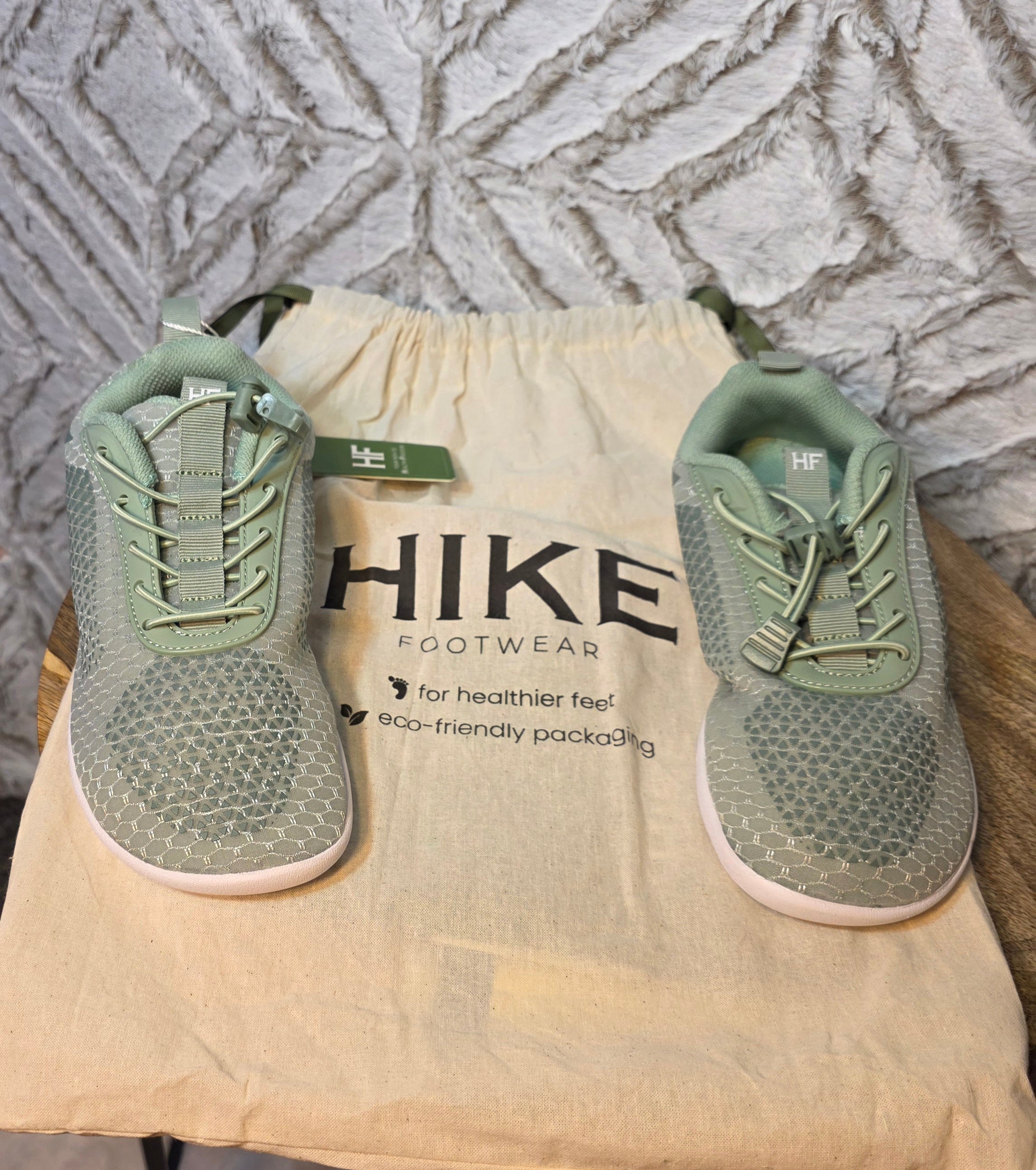 Hike footwear