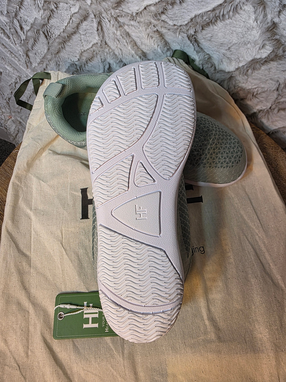 Hike footwear