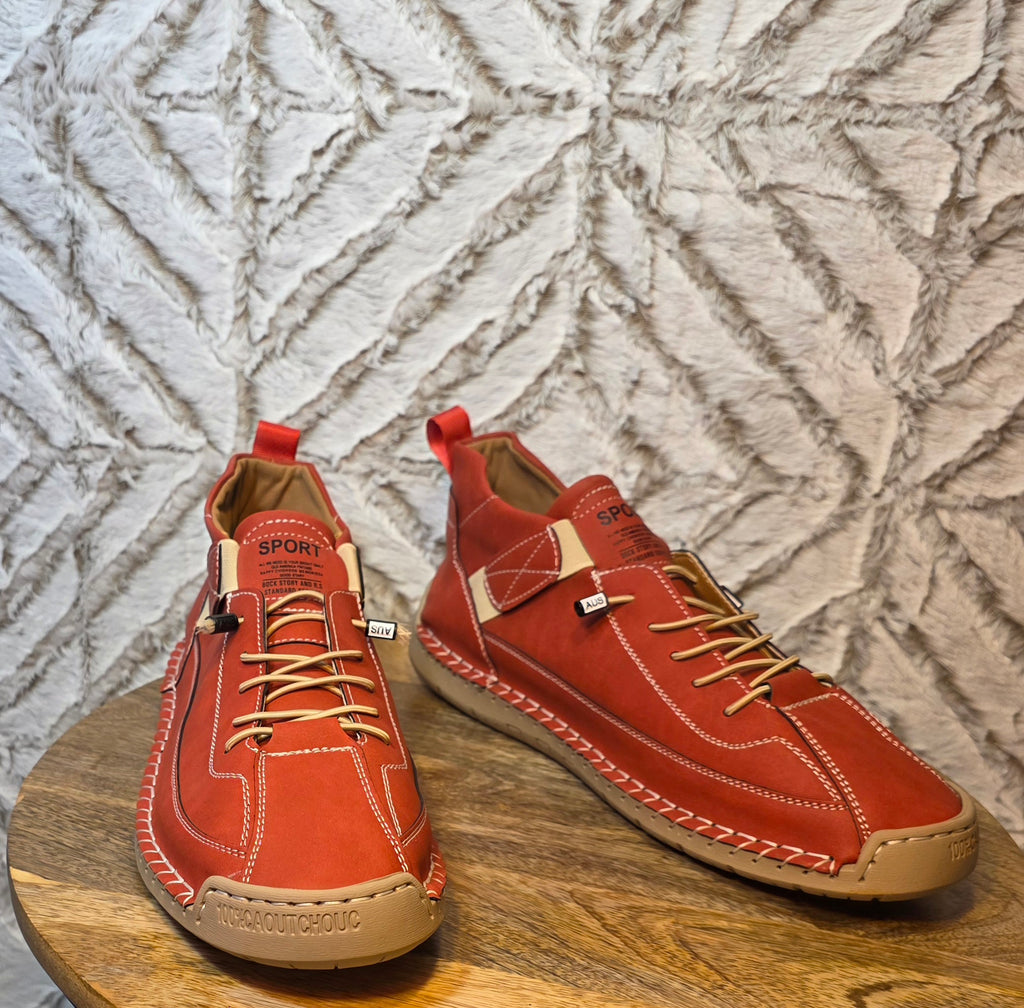 Red sports shoe size 10 mens us