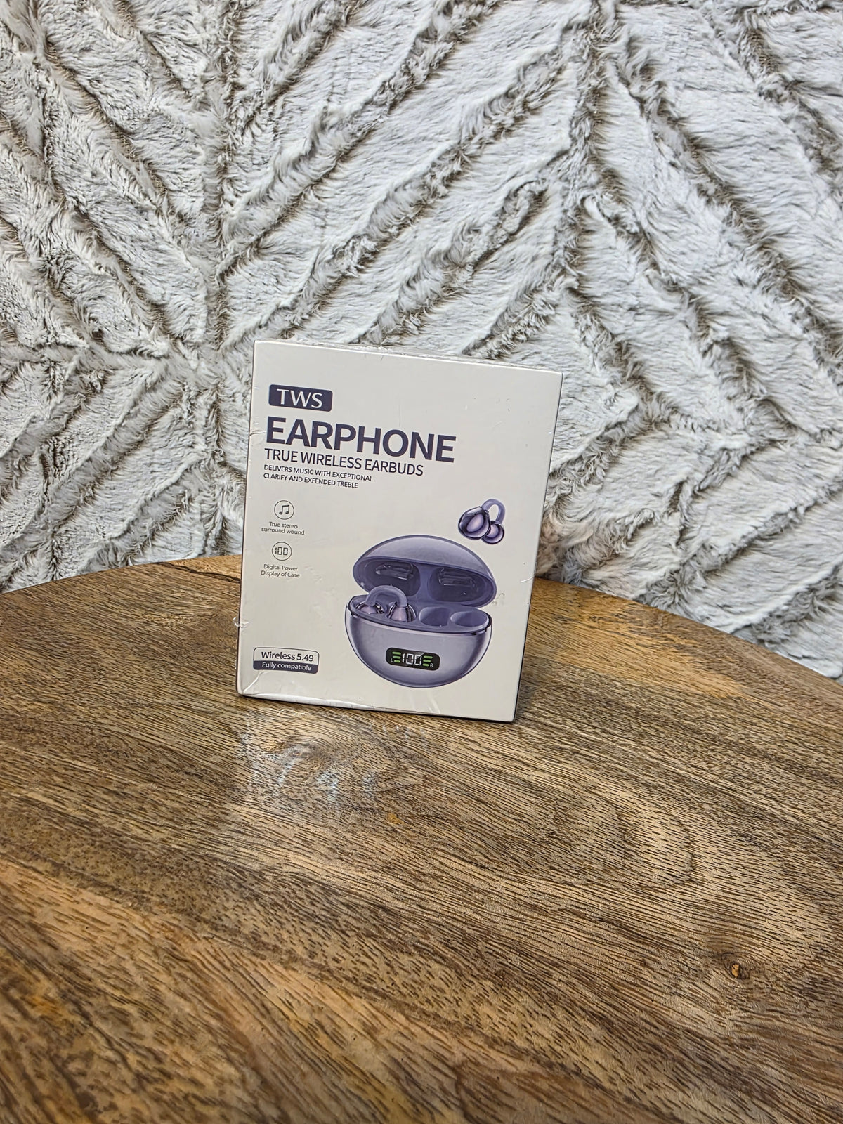 TWS earbuds wireless w/ charger