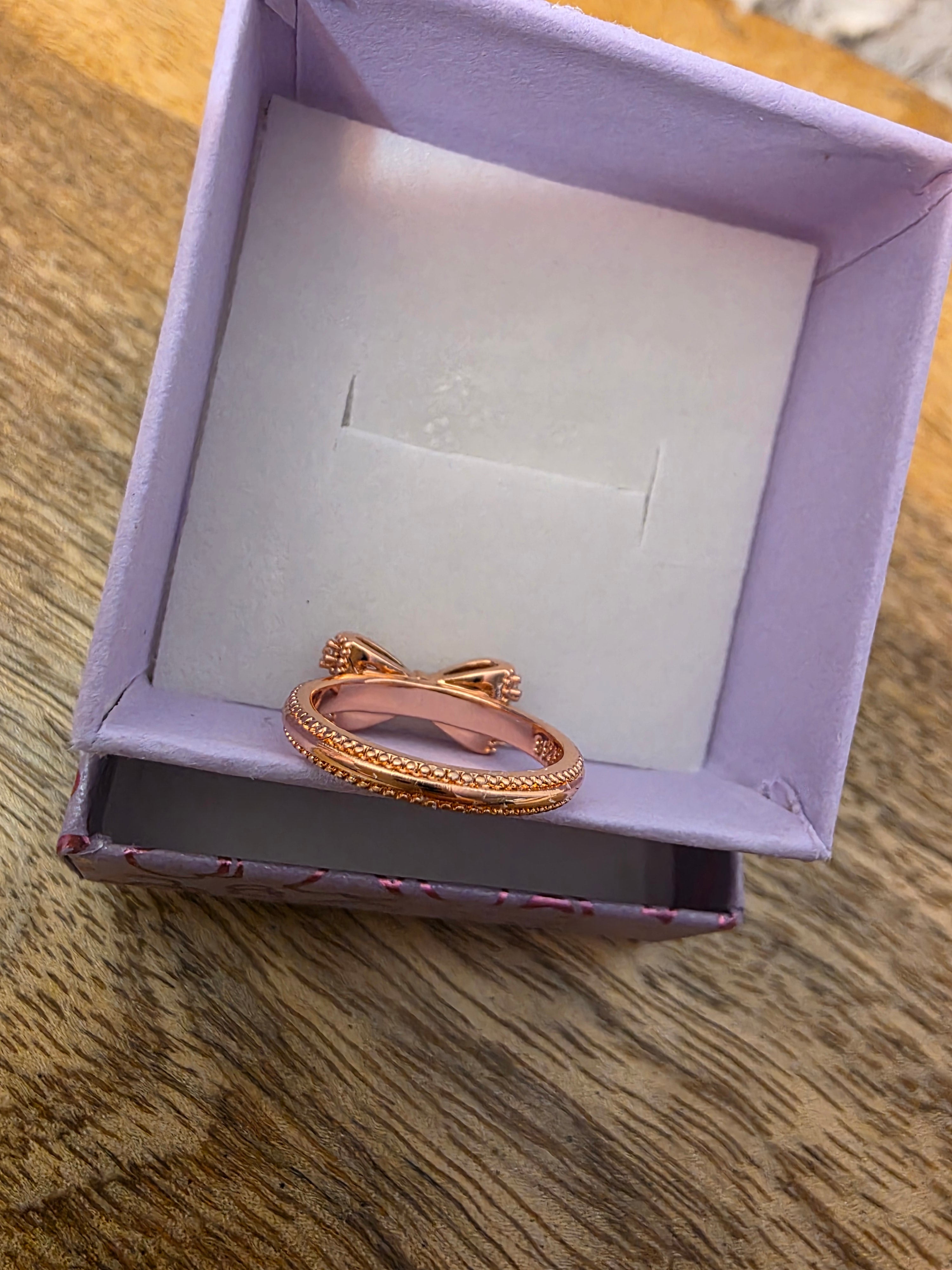 Size 5 in rôse gold color beautiful ring