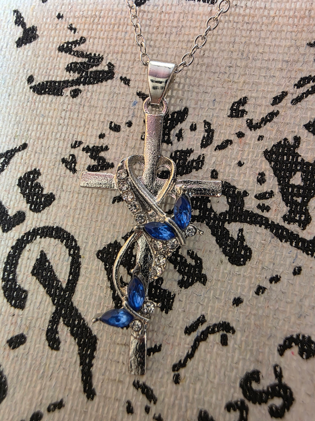 Two cross necklaces in one bundle with this purchase you will receive 2 necklaces and a free silver bracelet very pretty