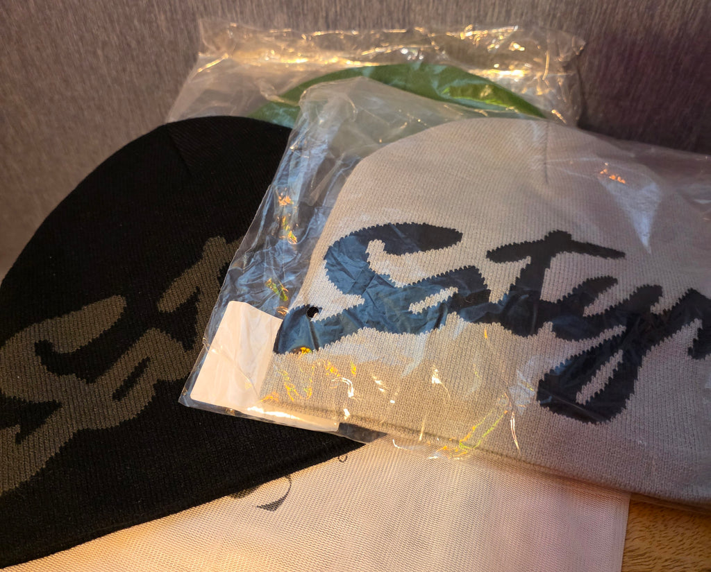 Satyn Beanies