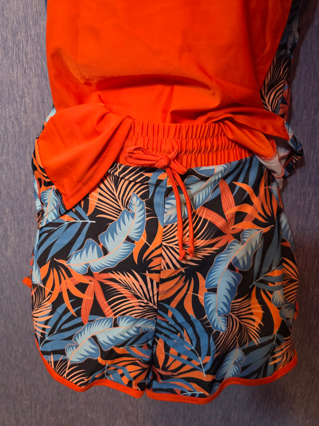 Swim shorts and top built in braw and underwear