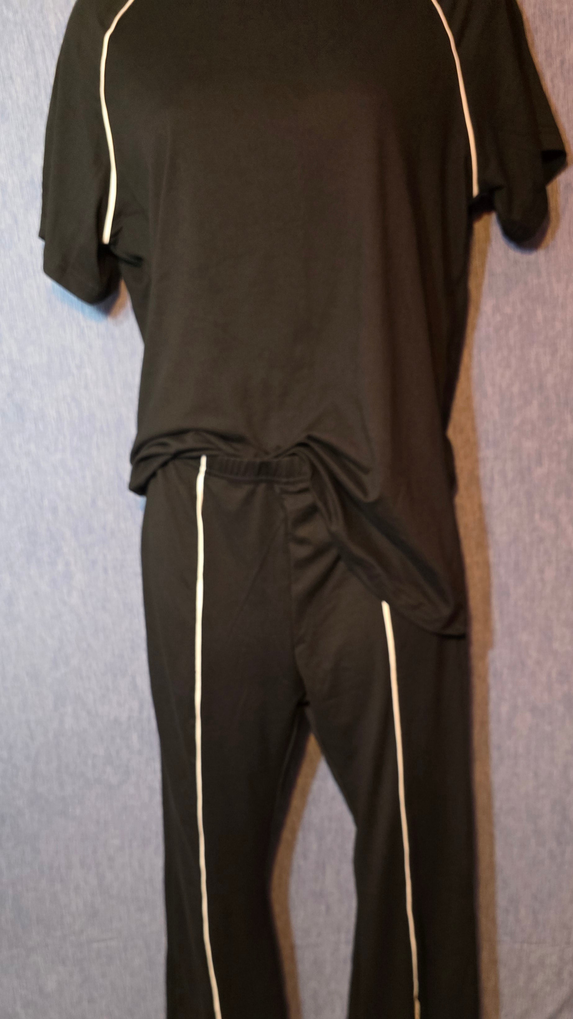2 piece outfit for around the house or a day out and about