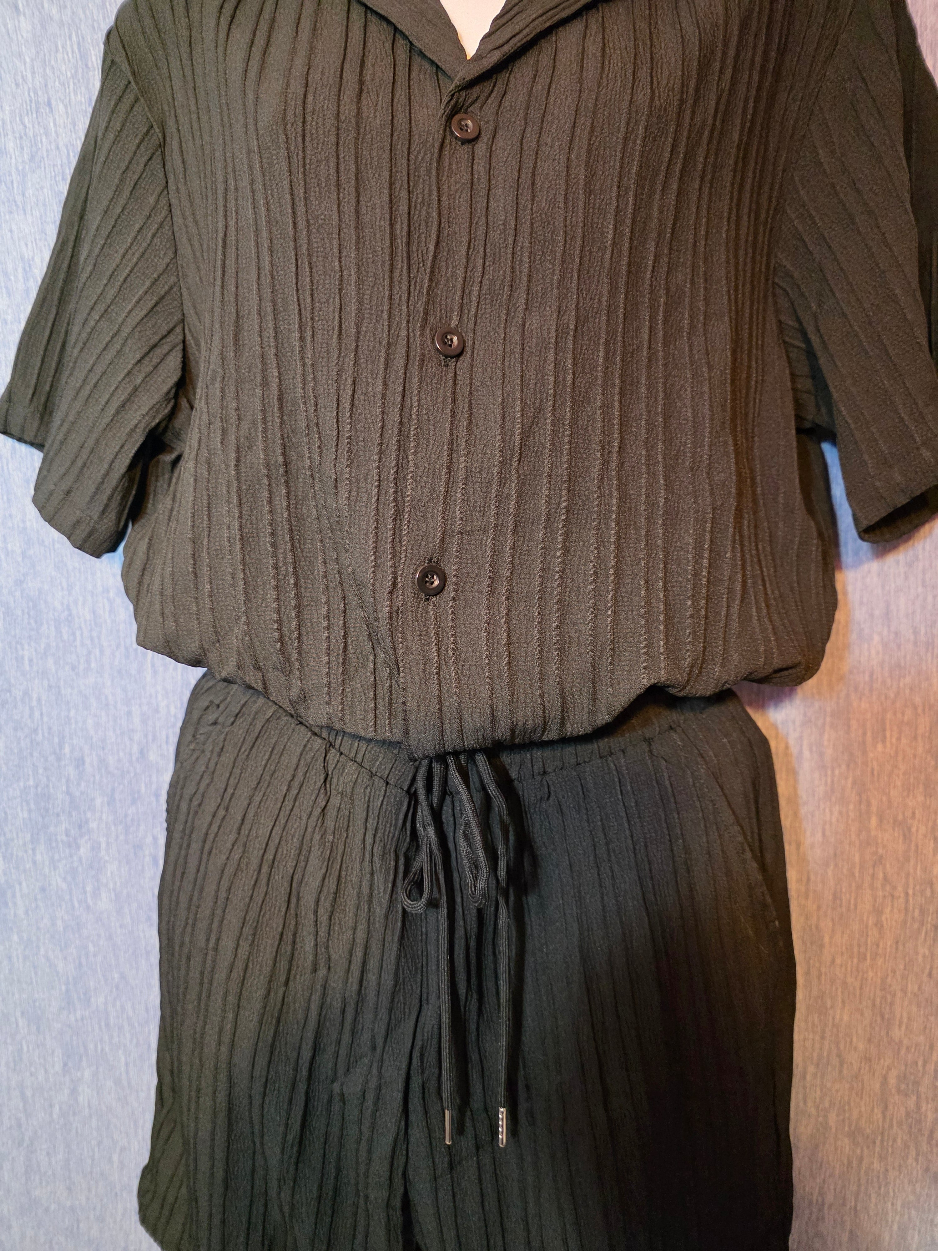 2 piece light weight material womans short set