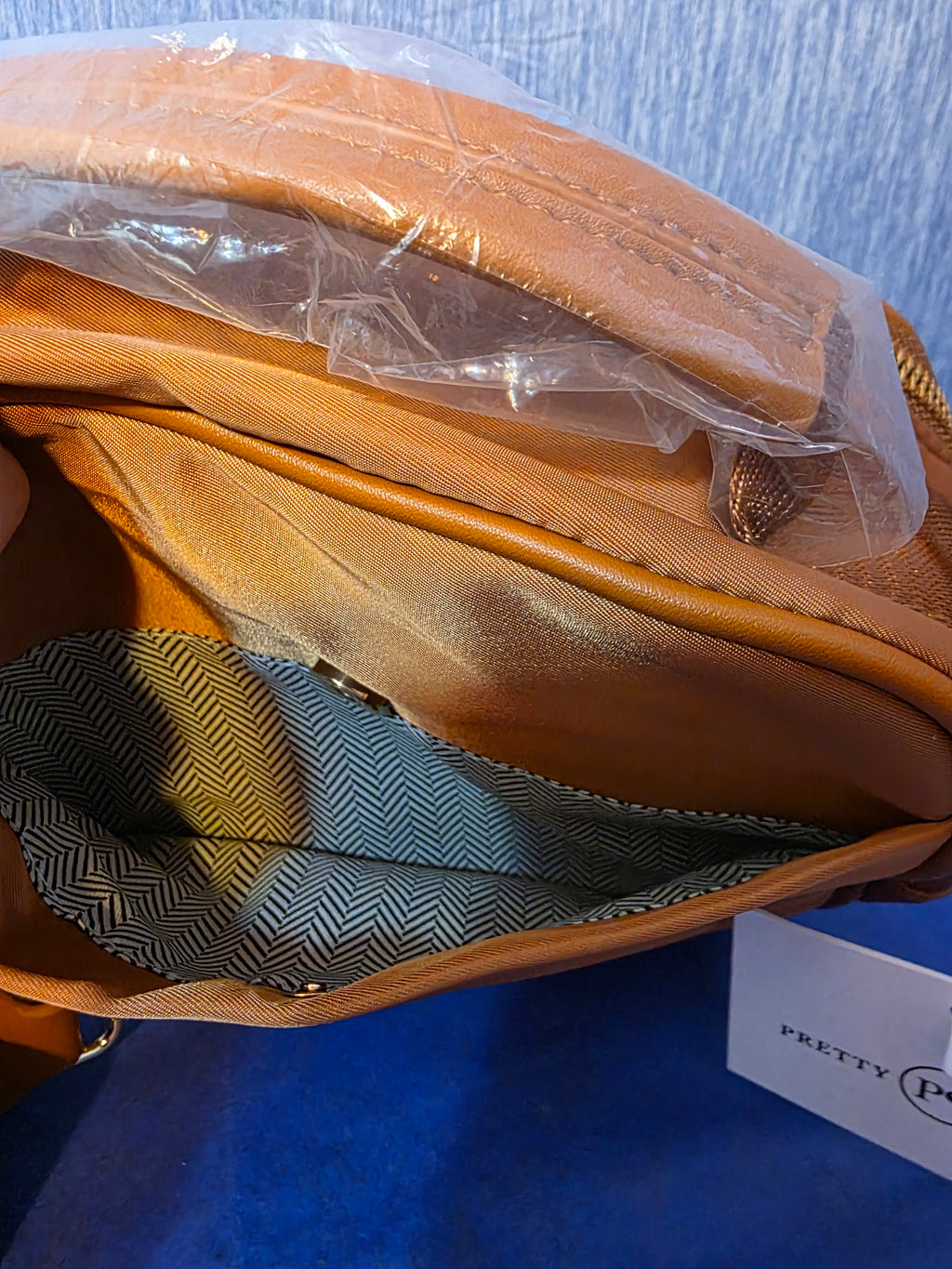 Nisha Nylon Crossbody bag By Pretty Simple