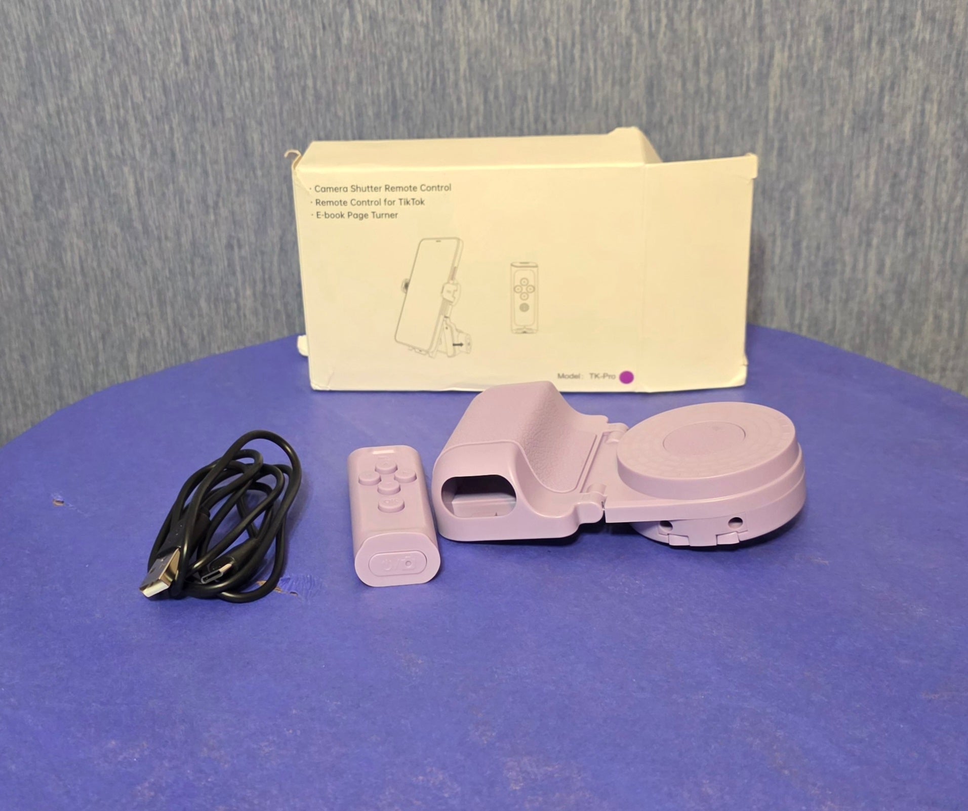 Camera shutter remote control for ticktok E-book page turner