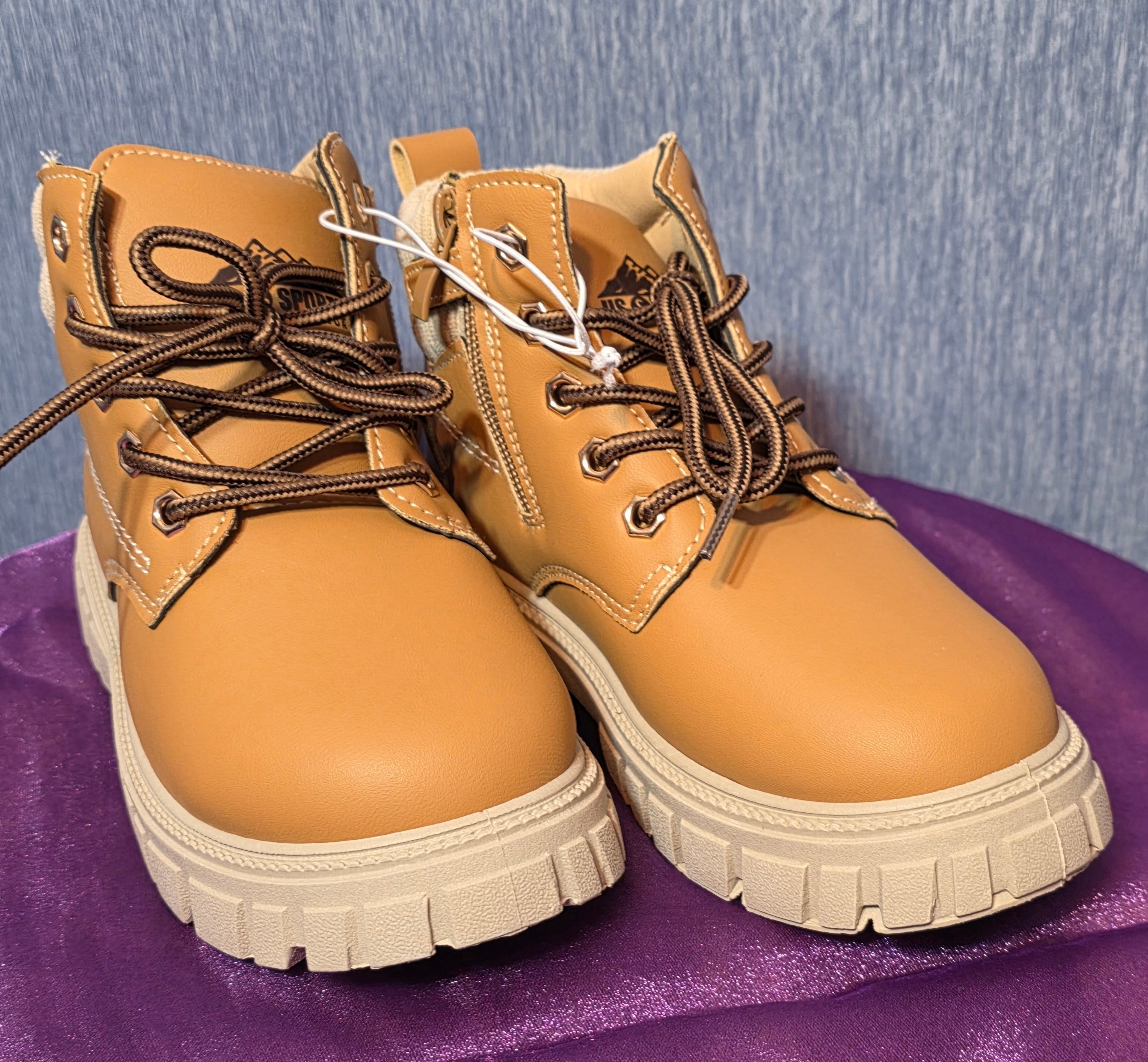 US sports outdoor boots for children