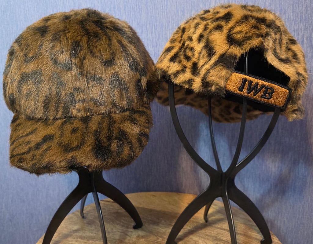 2 fashion hats 1 price