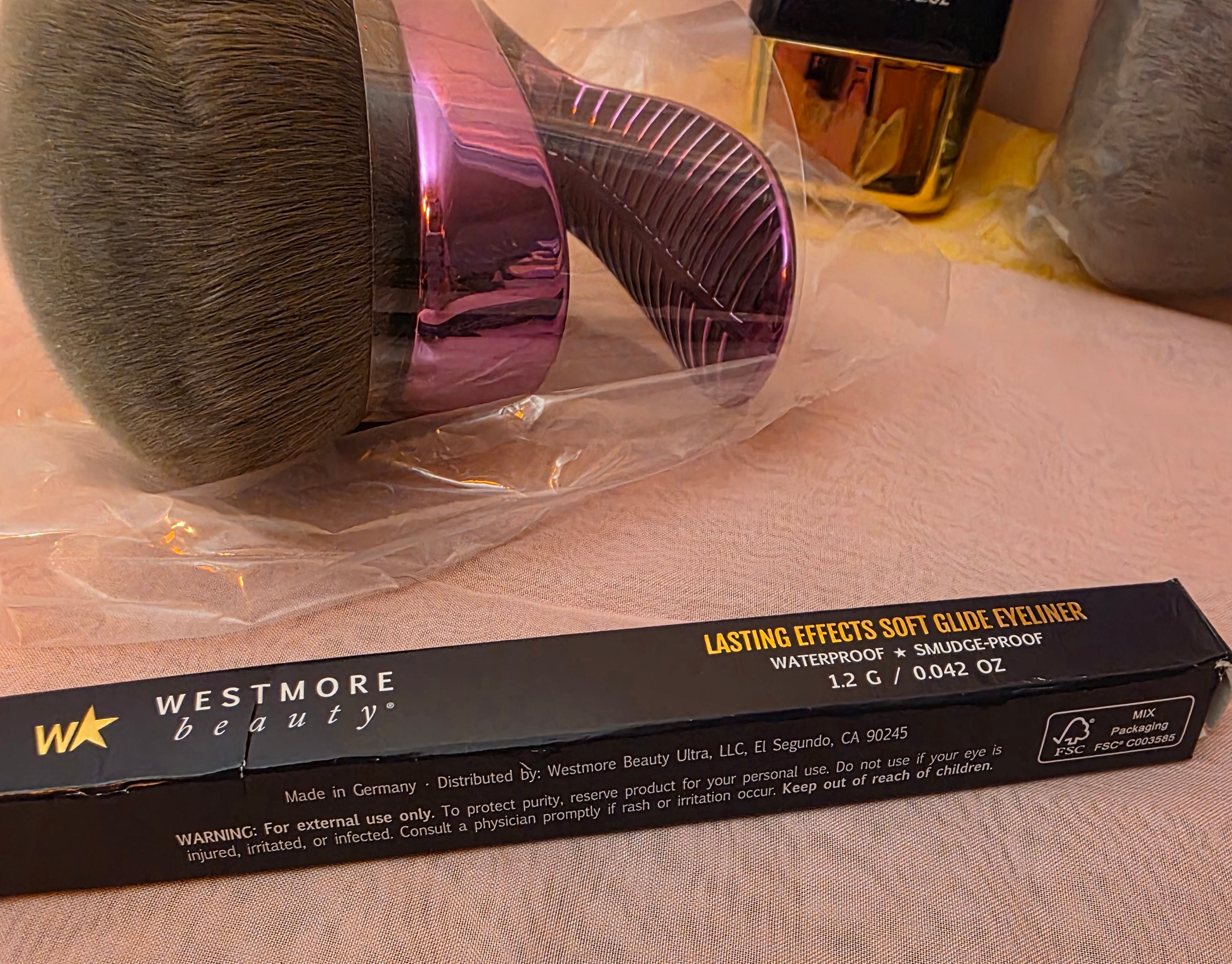 Westmore Beauty Bundle 2 Brushes and 1 eye-liner in ultra black and 1 Lasting Effects Body Coverage Perfector 3.5 oz