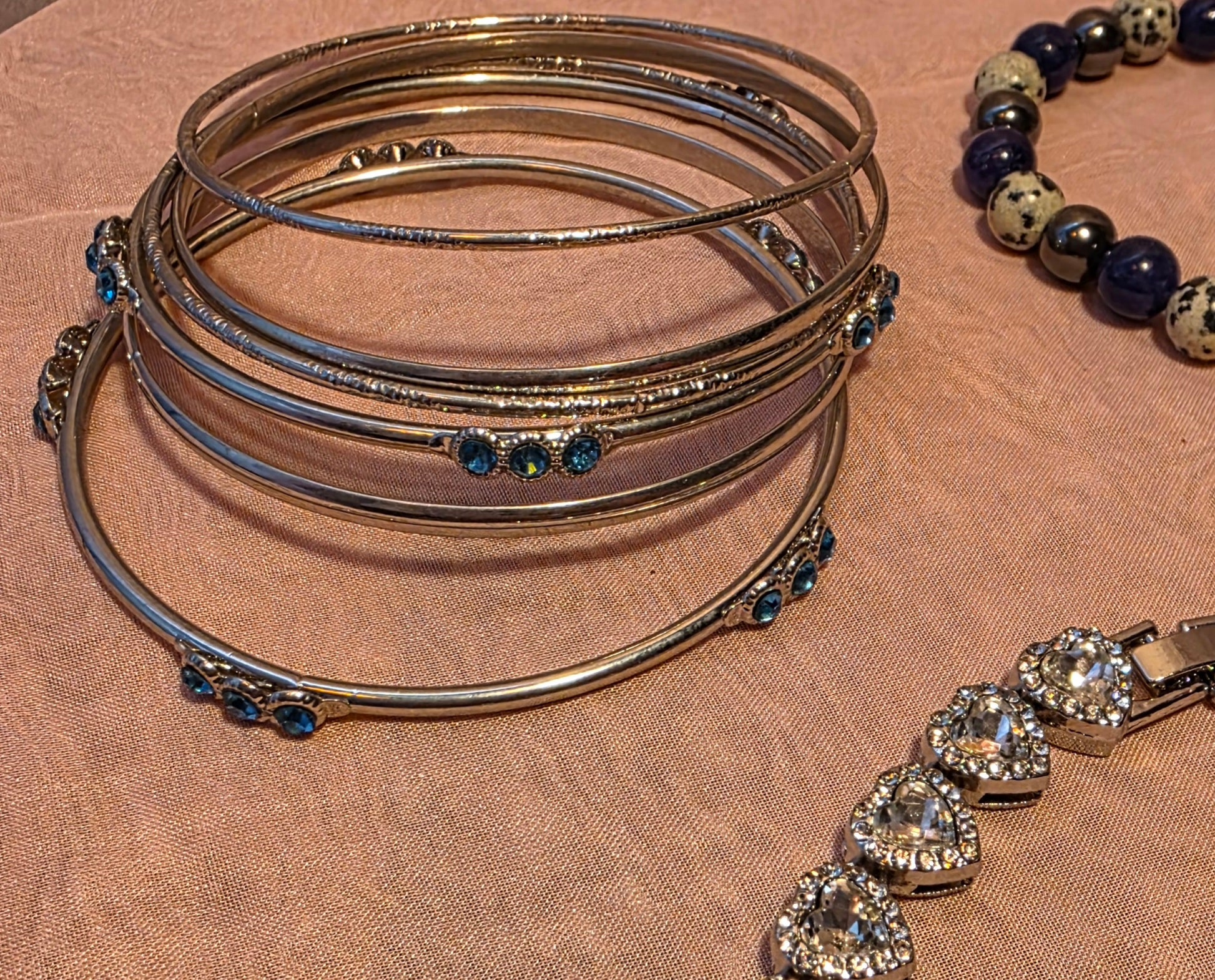Very pretty costume jewelry bundle