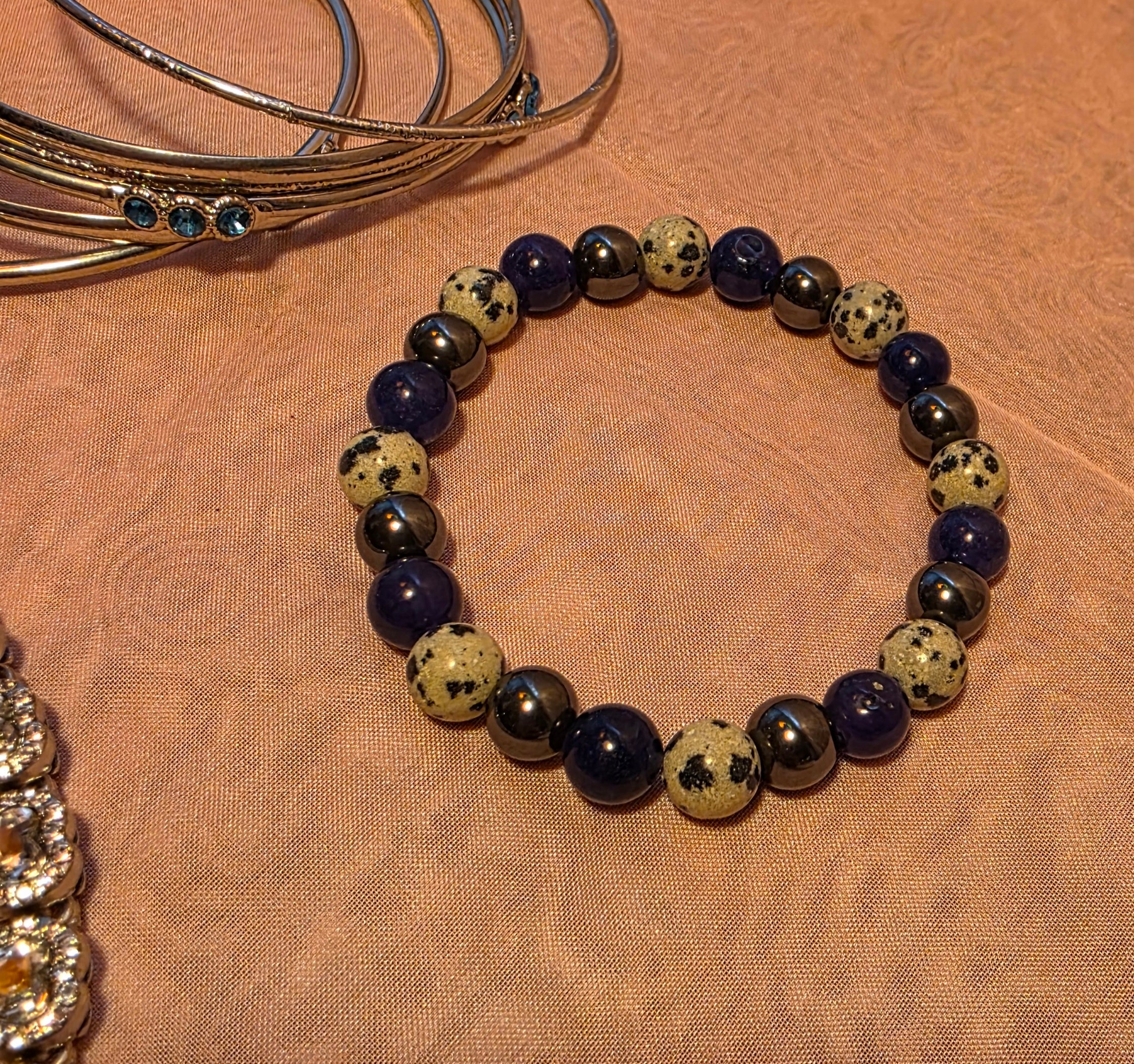 Very pretty costume jewelry bundle