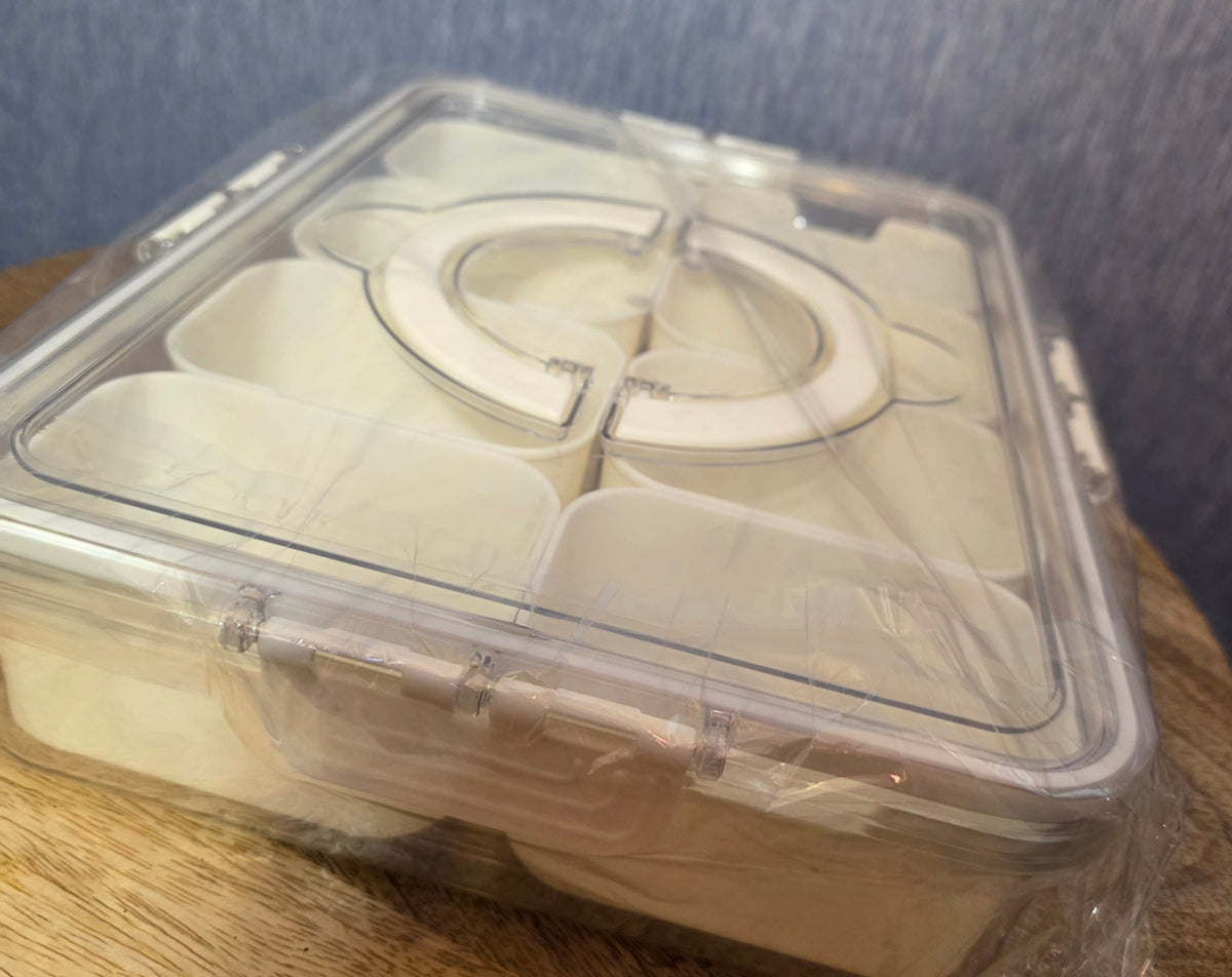 Plastic storage container with 8 cups inside