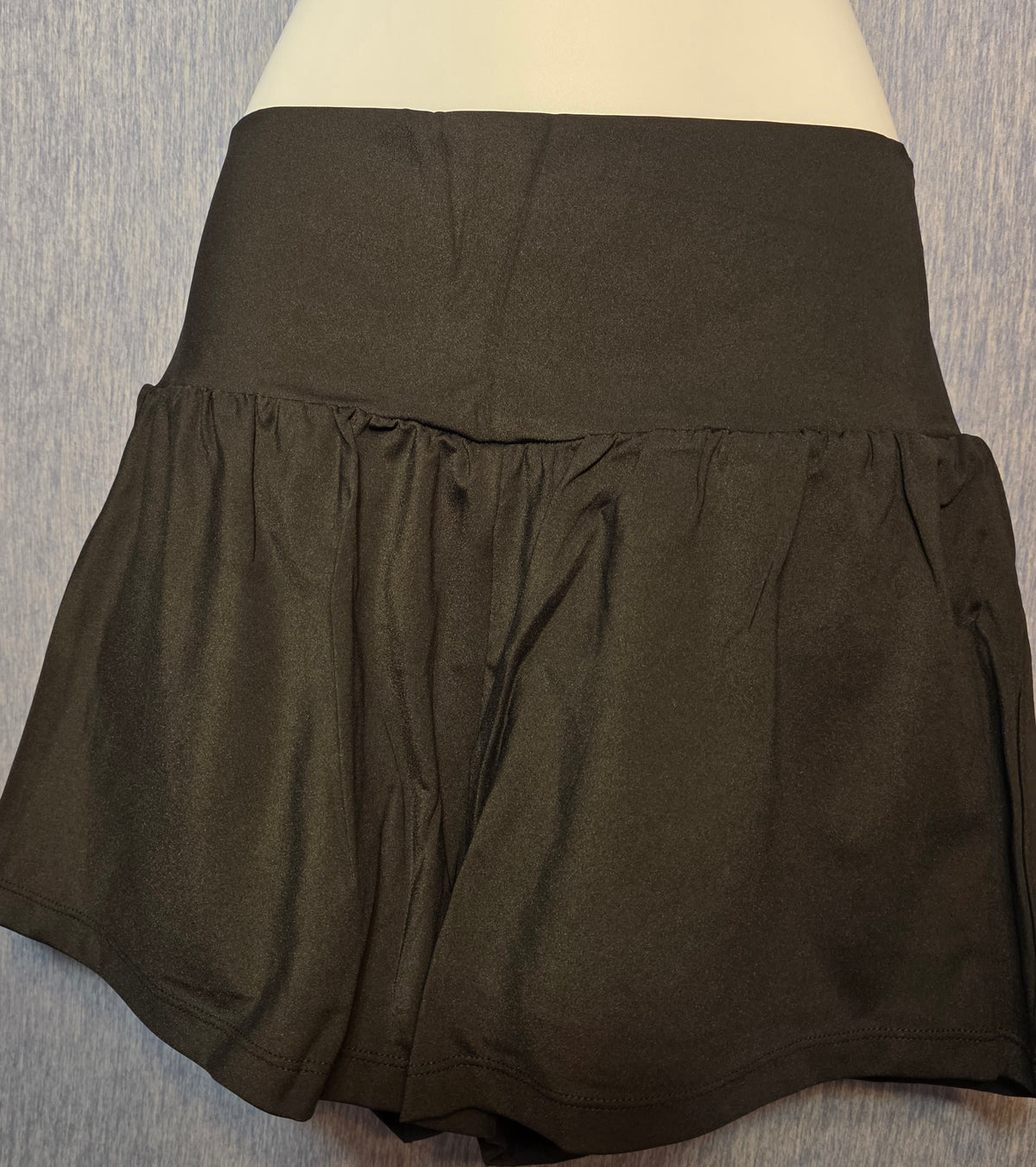 Halara shorts in black