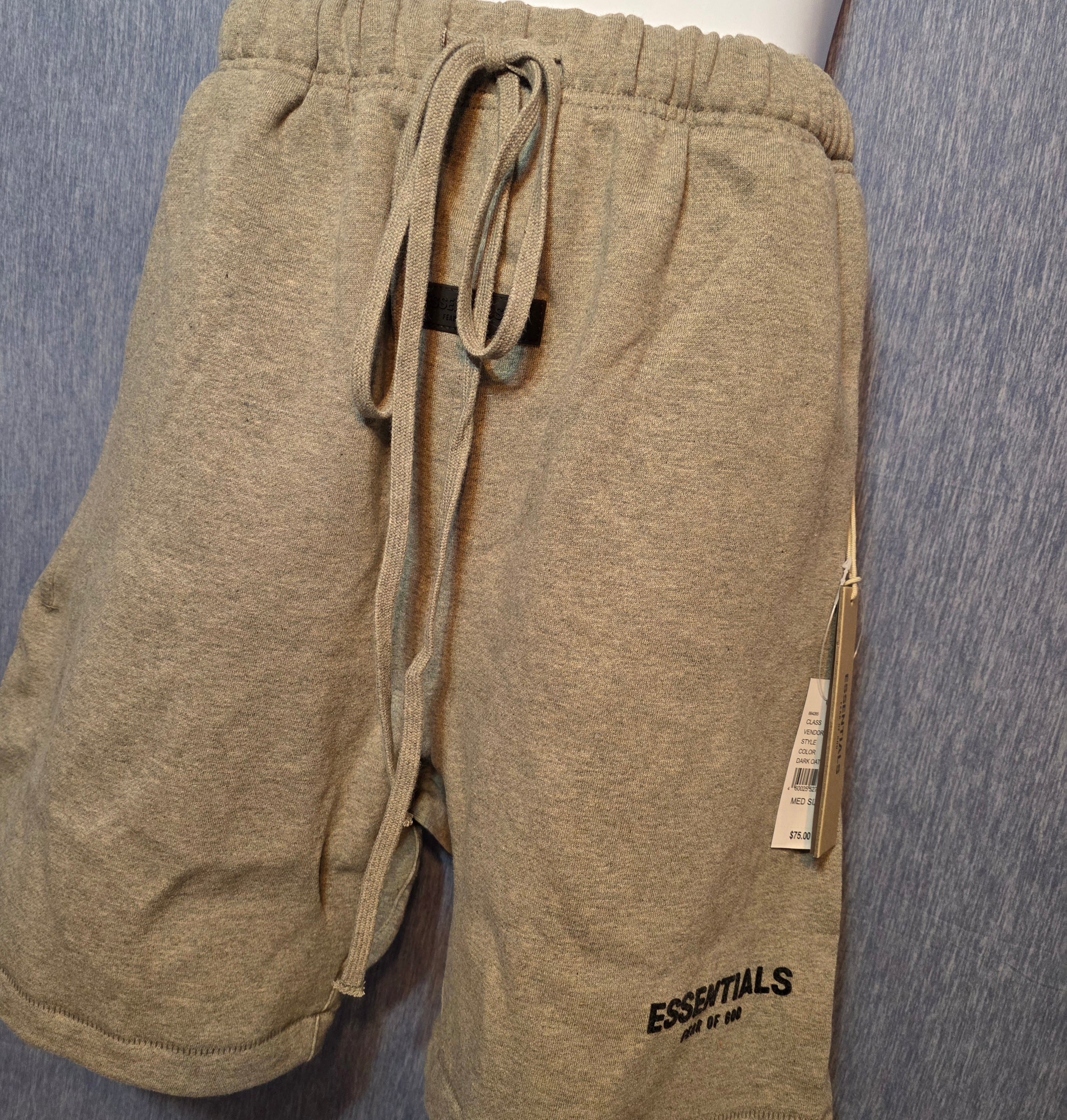 ESSENTIALS FEAR OF GOD sweat short in gray