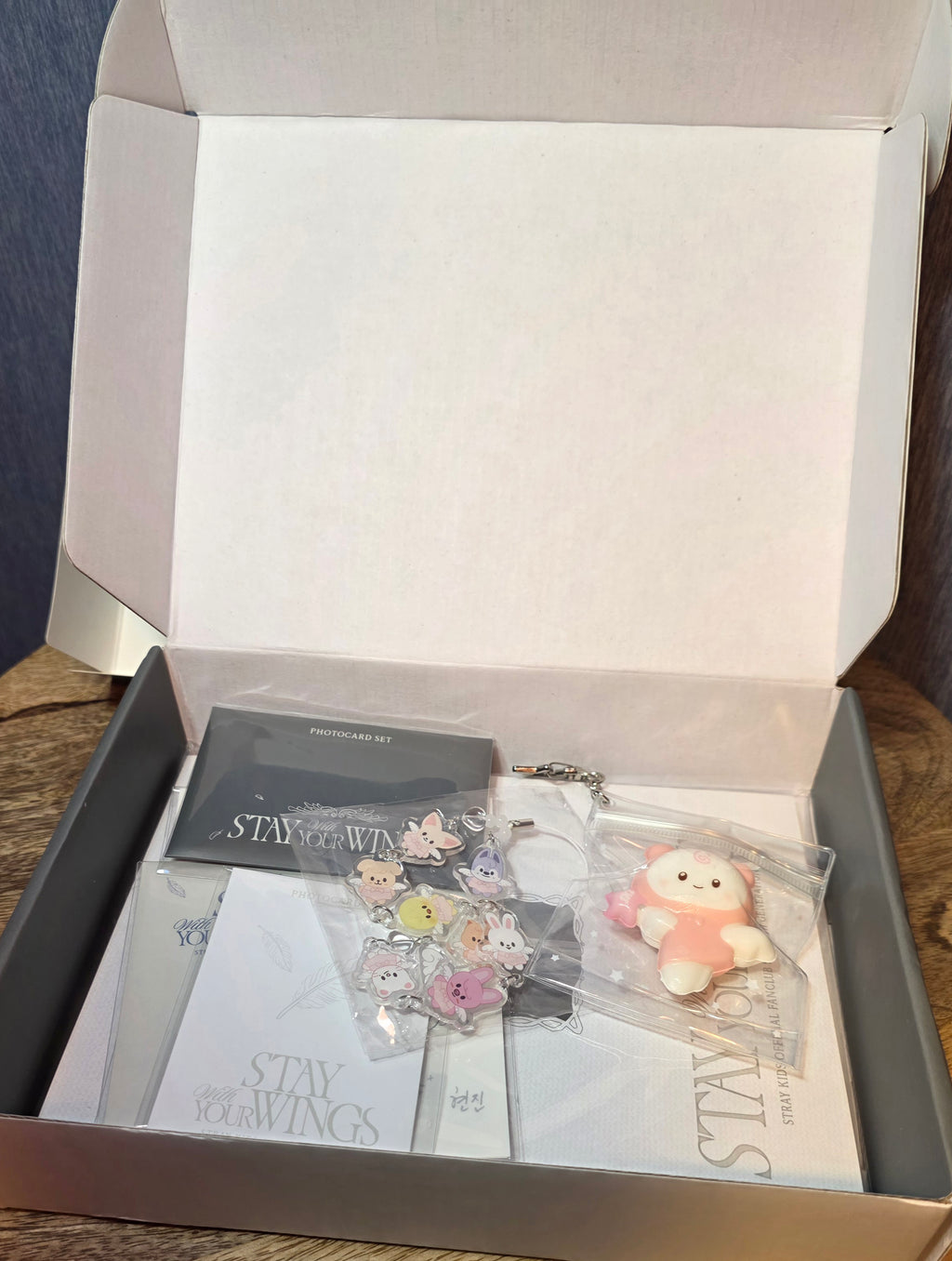 Stay with your wings fan club package