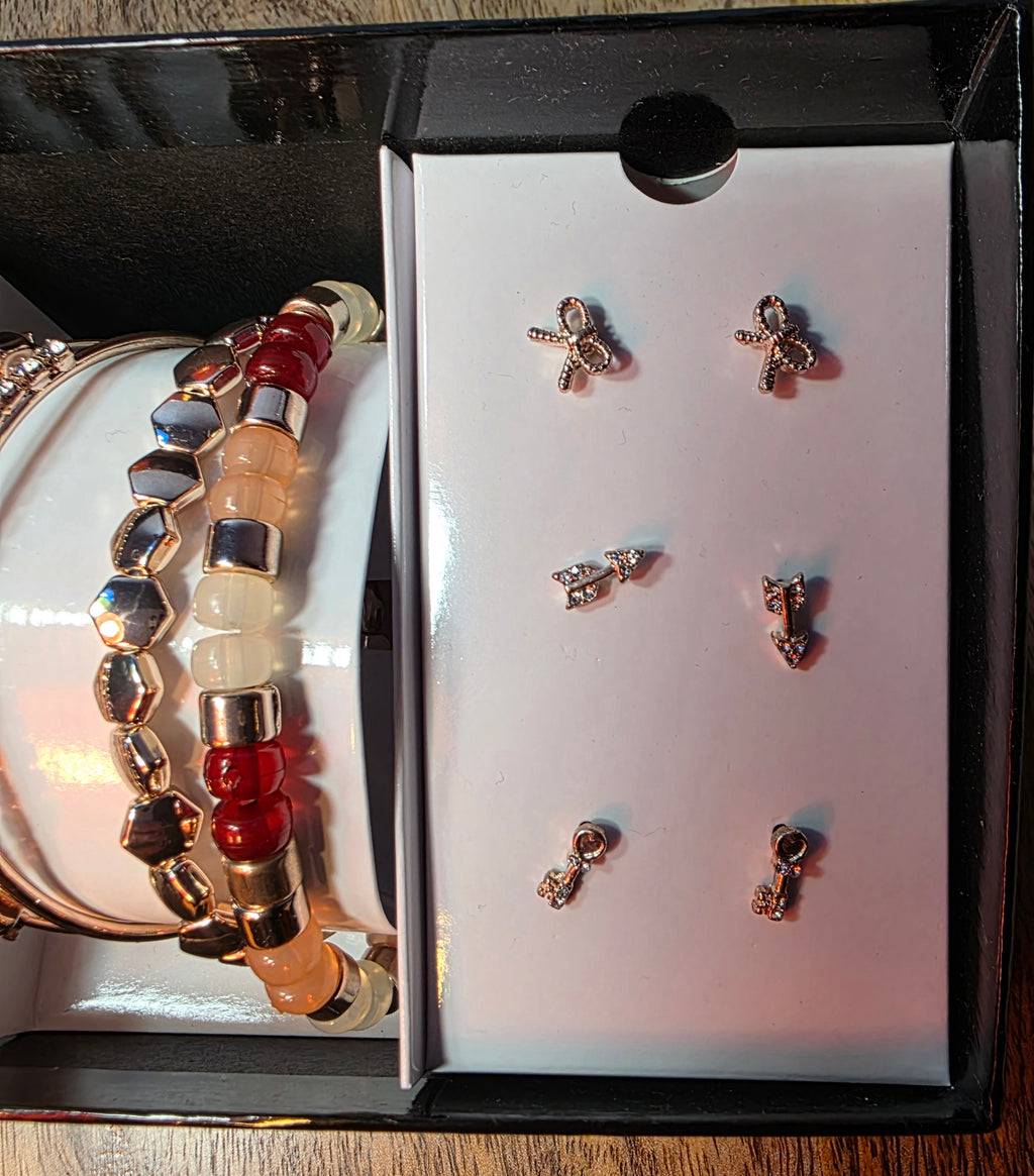 Aeropostale jewelry set