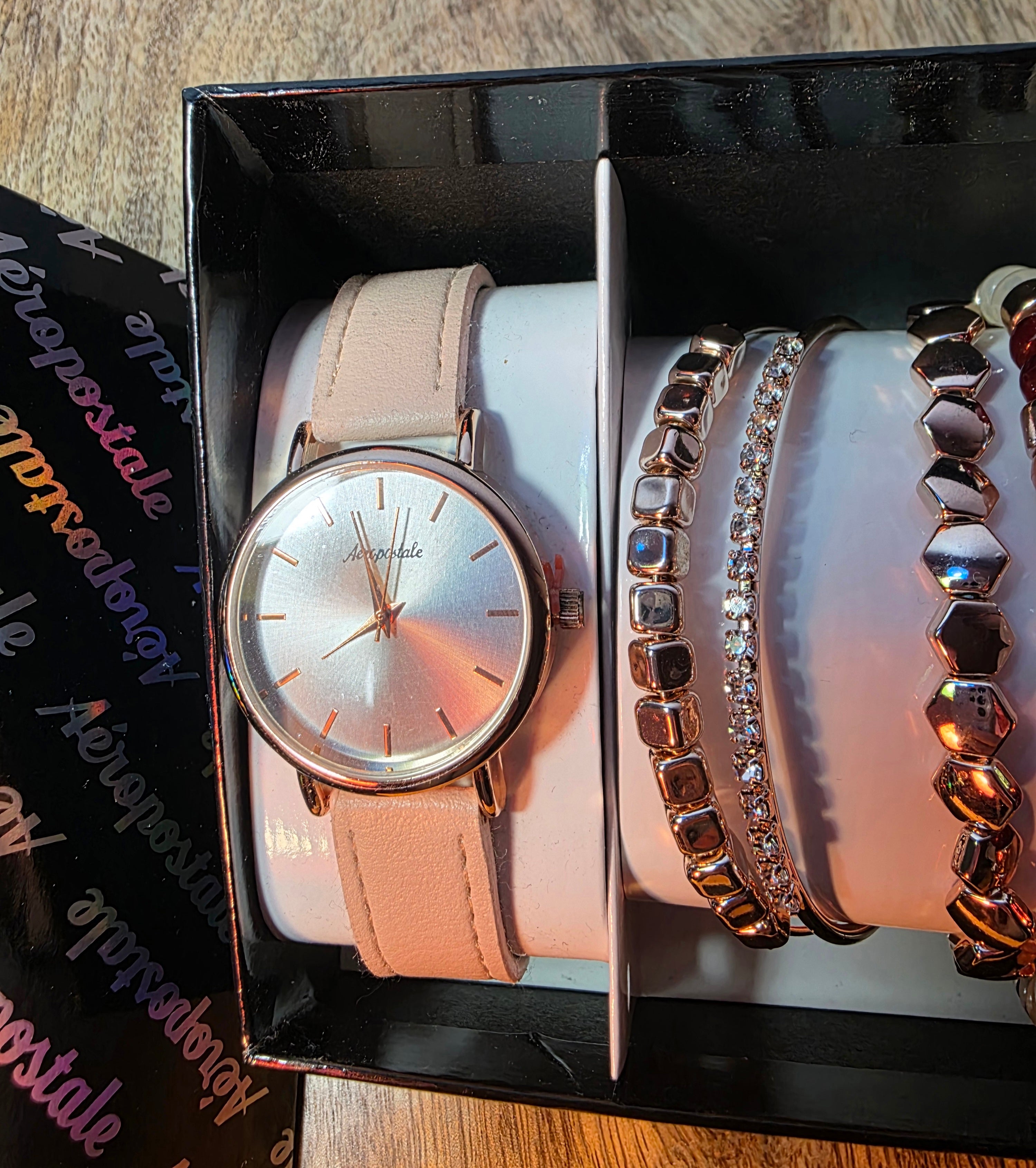 Aeropostale jewelry set