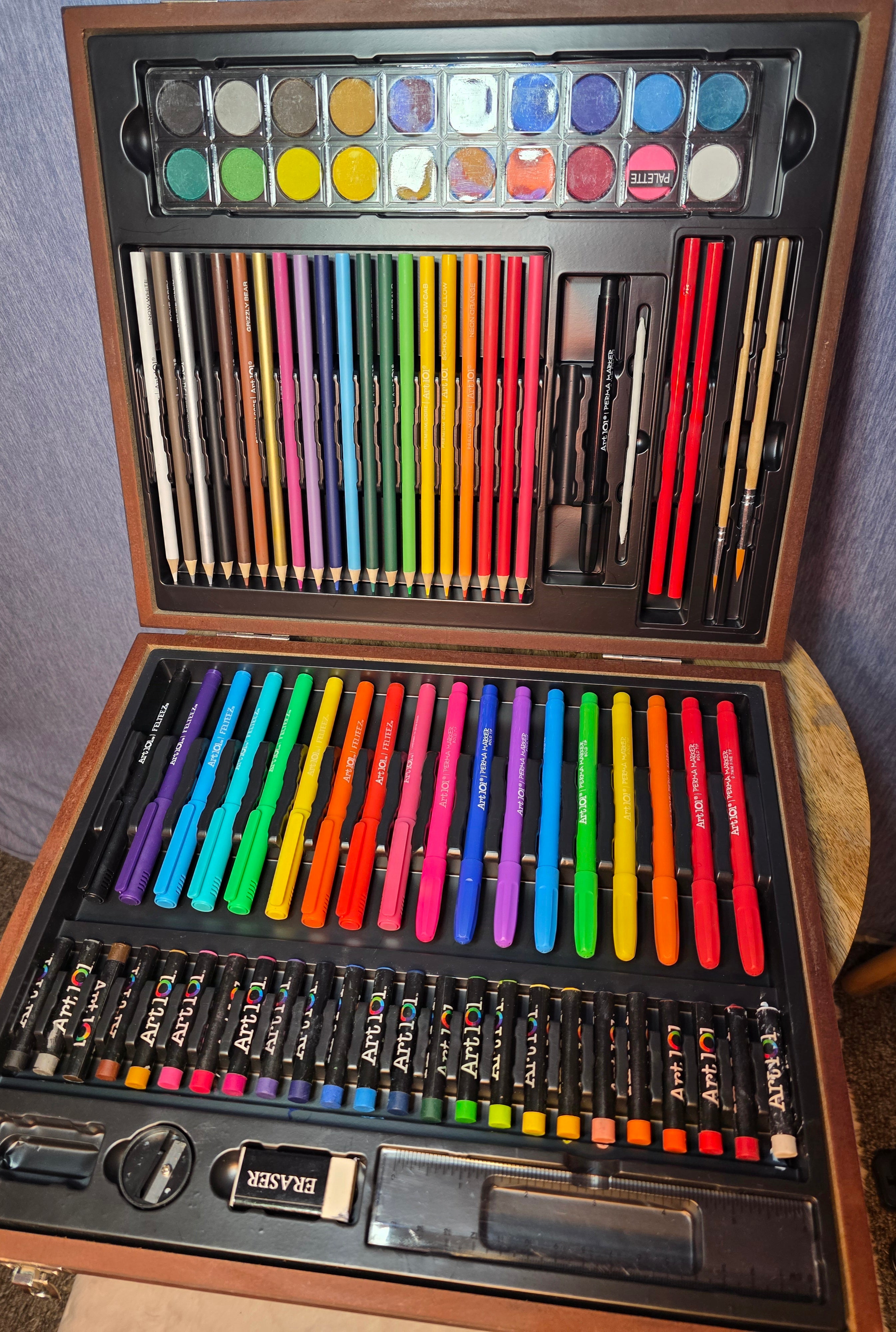 Art 101 Deluxe Art set