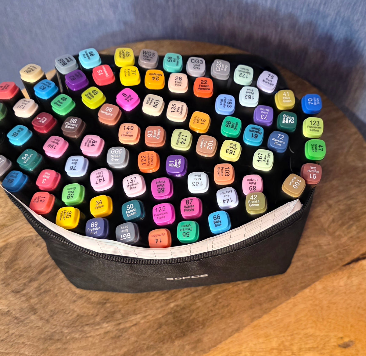 80 piece dual tip marker set