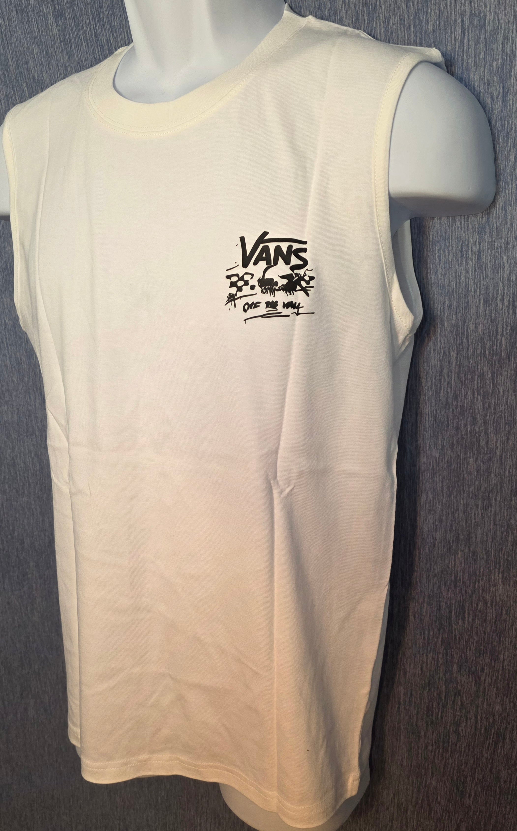Vans off the wall tank