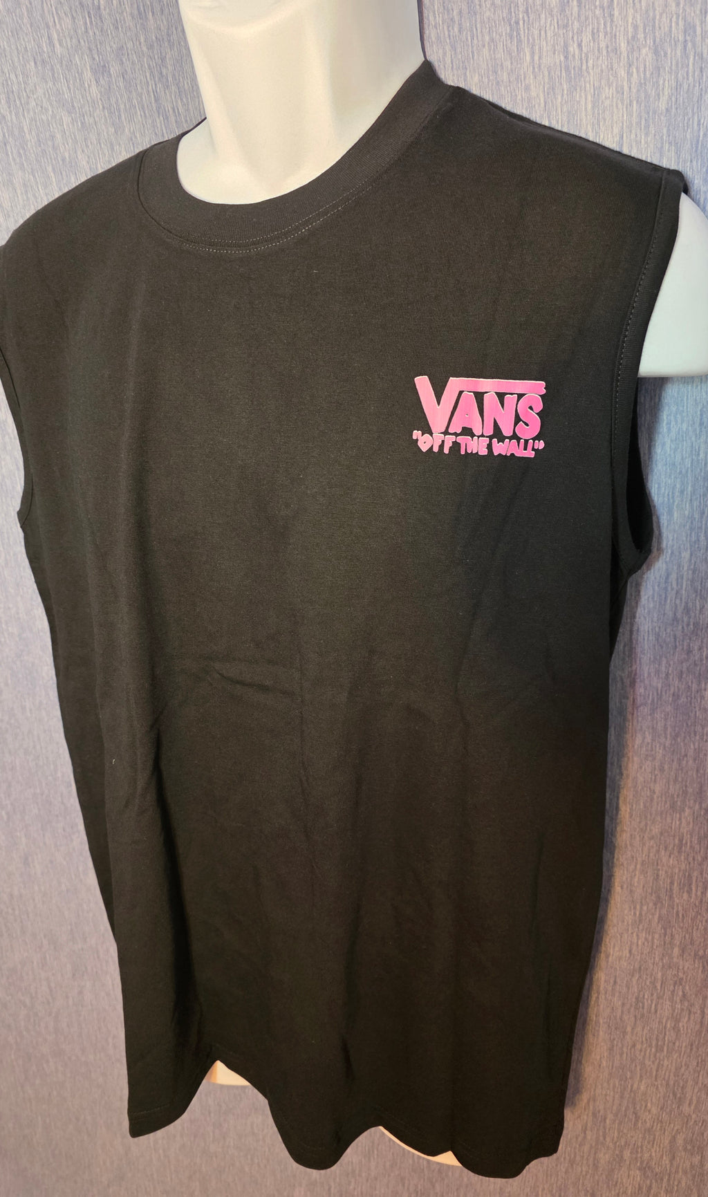 Vans off the wall tank