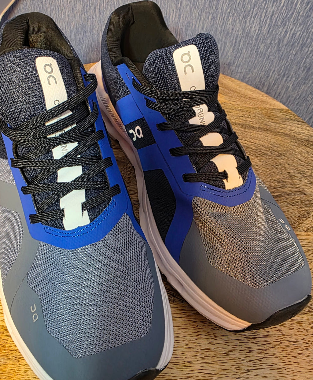 Mens cloud runners  shoes