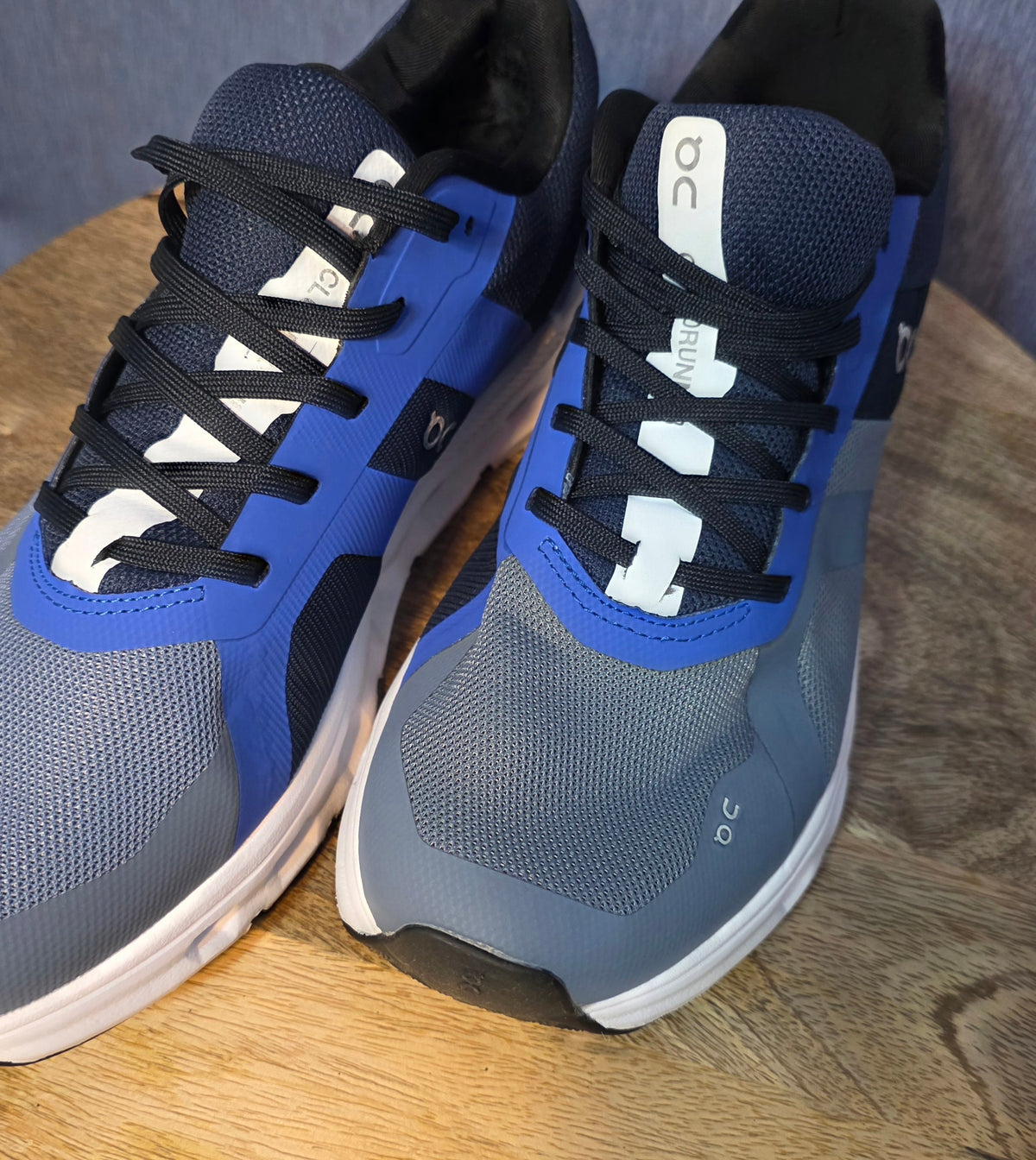 Mens cloud runners  shoes