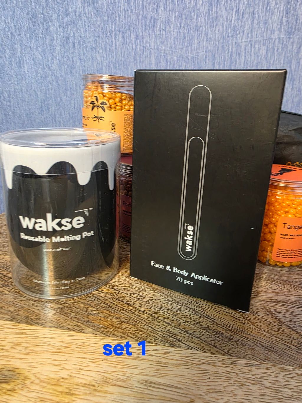 Wakse body and face wax kit with 6 different wax melts Botanicals