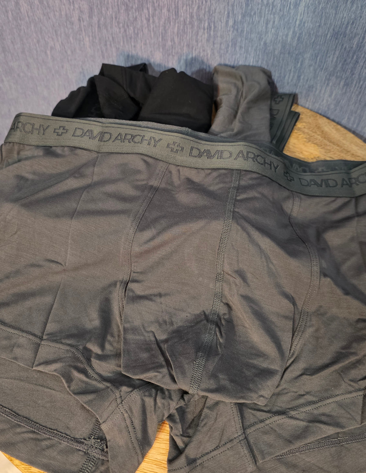 David Archy 4 pack of mens underwear size large 2 gray 2 black