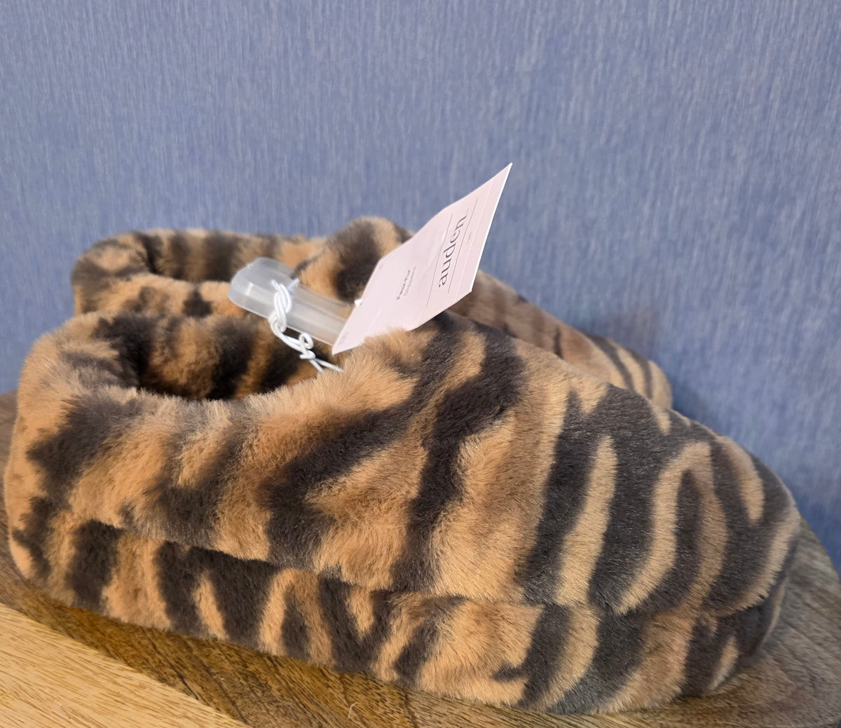 Auden fluffy house shoe indoor/outdoor Rubber sole