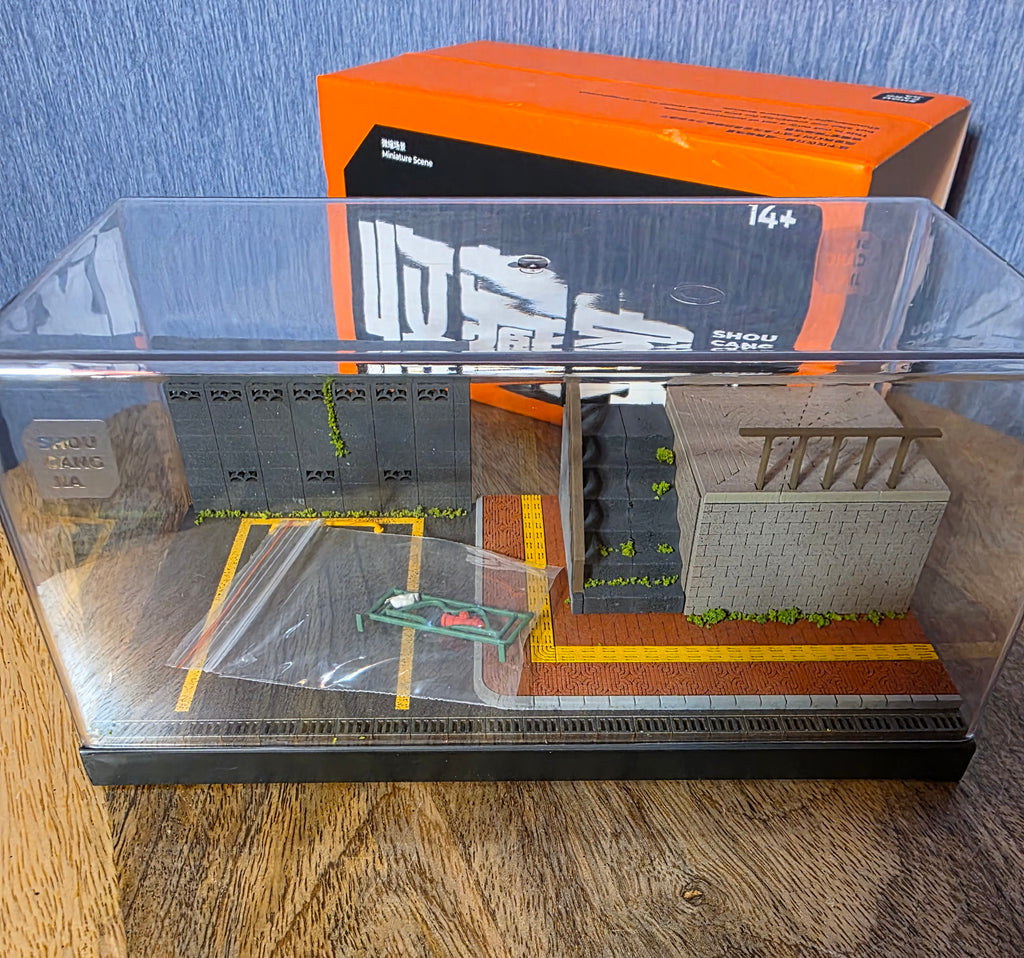 Mini street corner model with thick plastic case