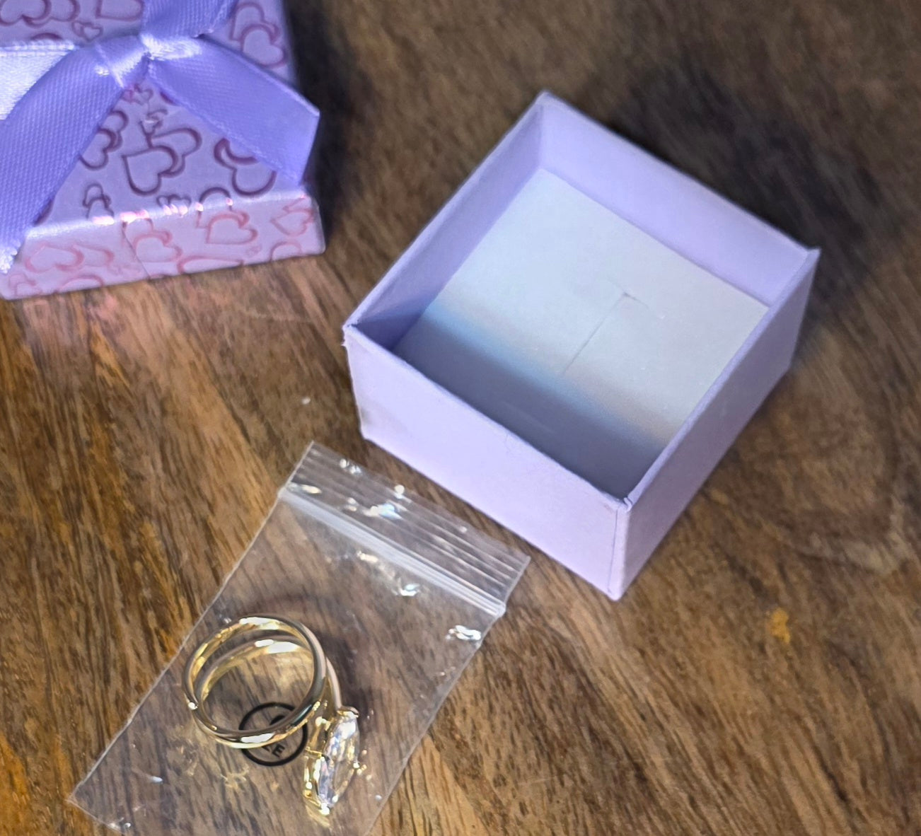 Gold tone size 6 ring